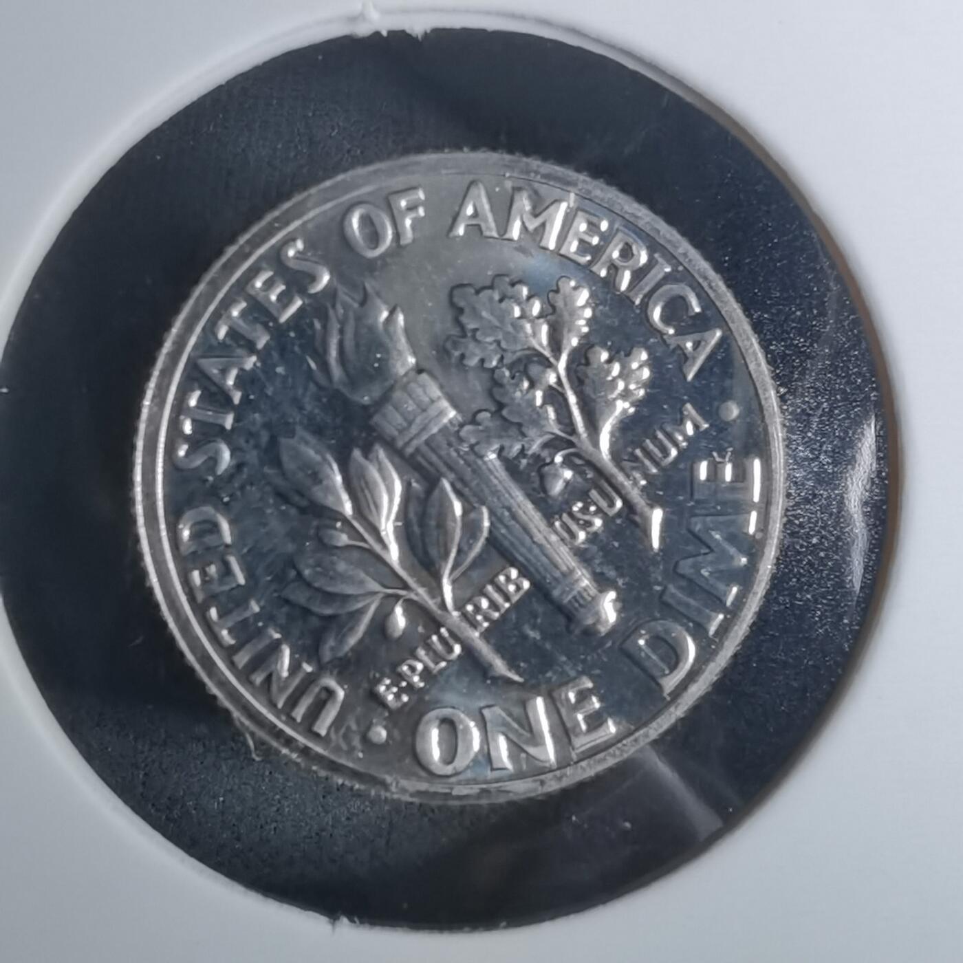 沼泽如烟--第943场 美国1972年十分精制币