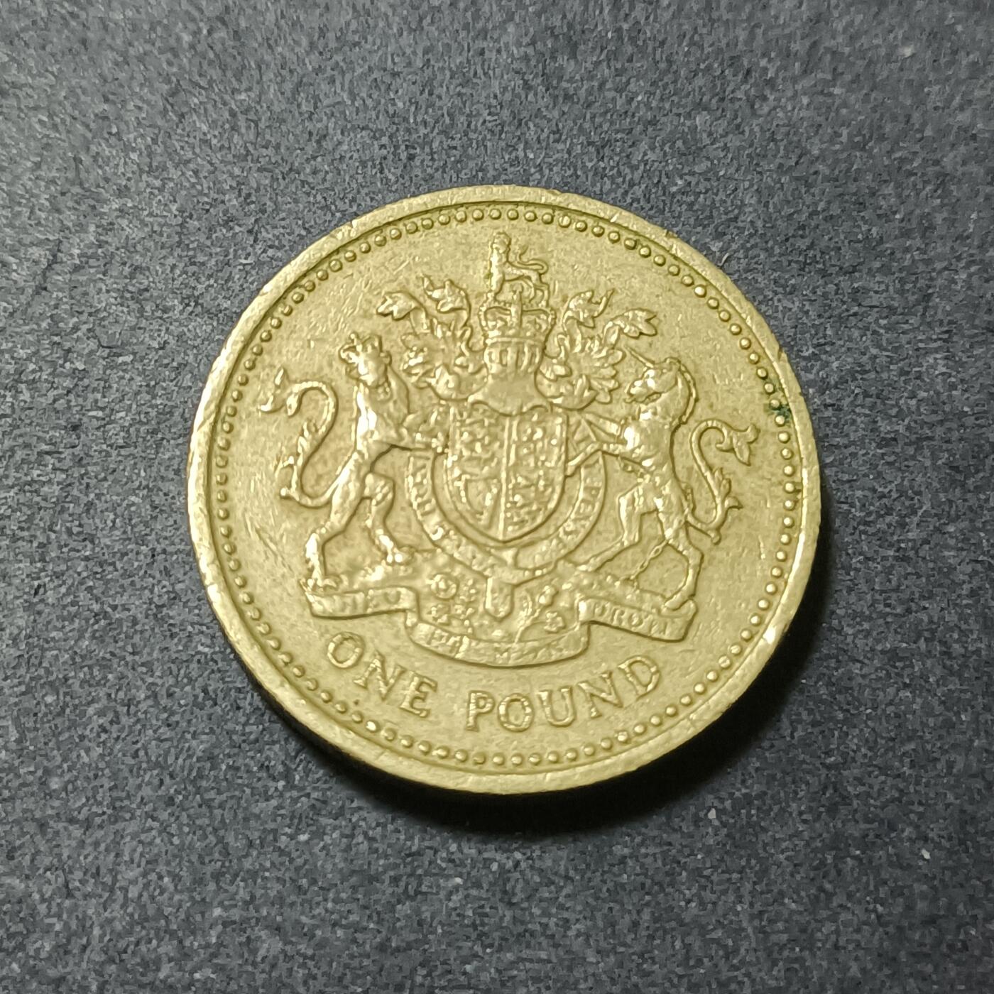 【游宝包邮场】蛇年第102期 英系国家硬币 英国-1镑 1983年