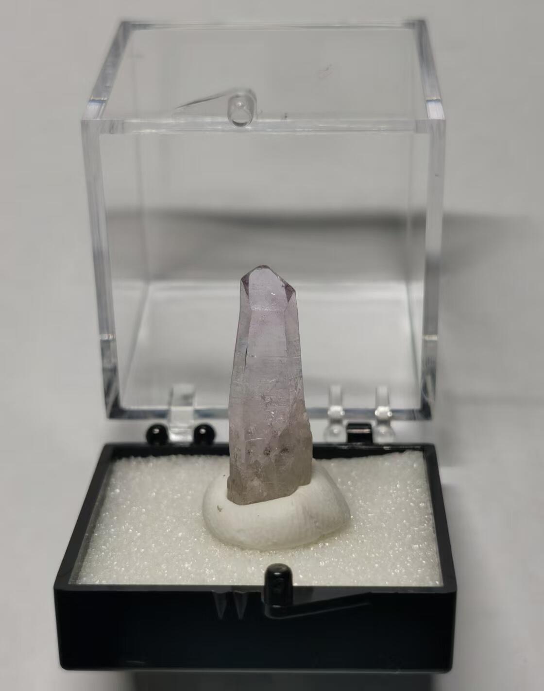 七河·世界钱币杂件水晶矿标小拍（总第31期） 藏家出品X675（3） 墨西哥克鲁兹水晶矿标 盒子矿 本件拍品由合作藏家负责邮寄