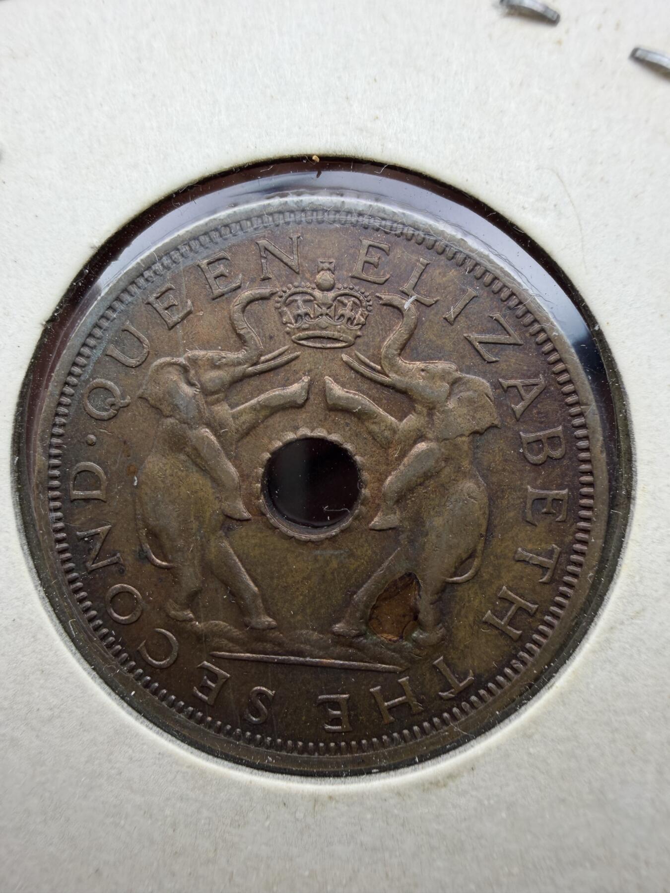 2025年集古藏今外币拍卖第十一期-第4场—（总第294拍），可以寄存60天，满160元包邮。 1963年罗德西亚和尼亚萨兰1便士