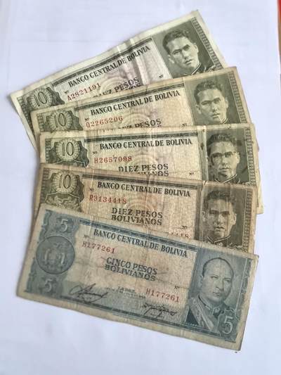 各国外币第104期 无佣金 - 玻利维亚5比索  10比索 共5张