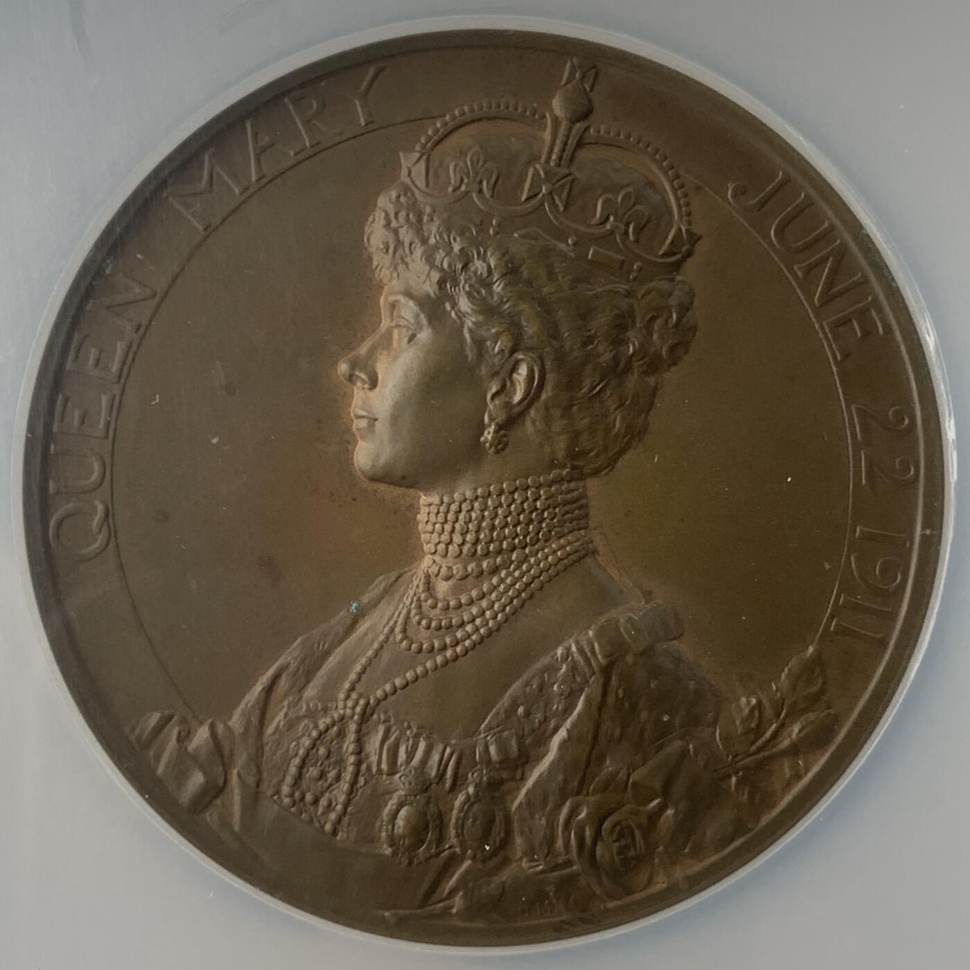 掌中浮雕-藏着的欧洲第047场 NGC MS64 : 1911年英国乔治五世登基纪念铜章，51mm