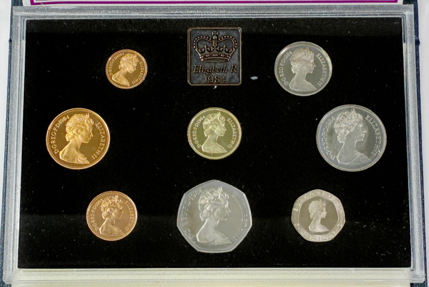 【雨安】【直播拍卖】【世界币章121期-裸币】2025-12-26 周五 19:30 保真 [现代套币] Great Britain 英国 套币 精制套币 1984年