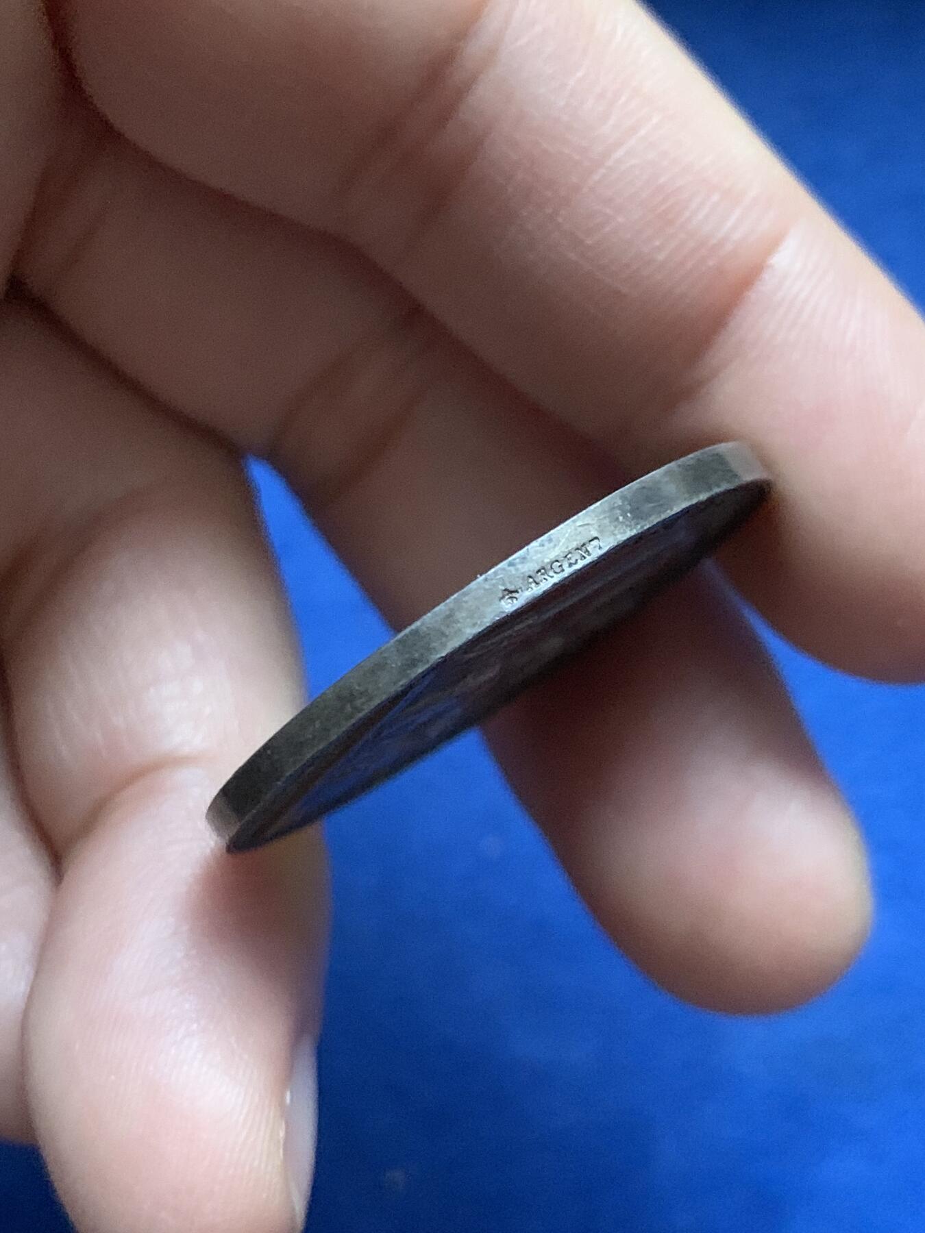 《竞宝斋》第451场 周日，周一，周二  3场连拍 （全场包邮，欢迎送拍） 法国里昂商业法庭银质代币，15.6g，33.3mm，蜜蜂边铭