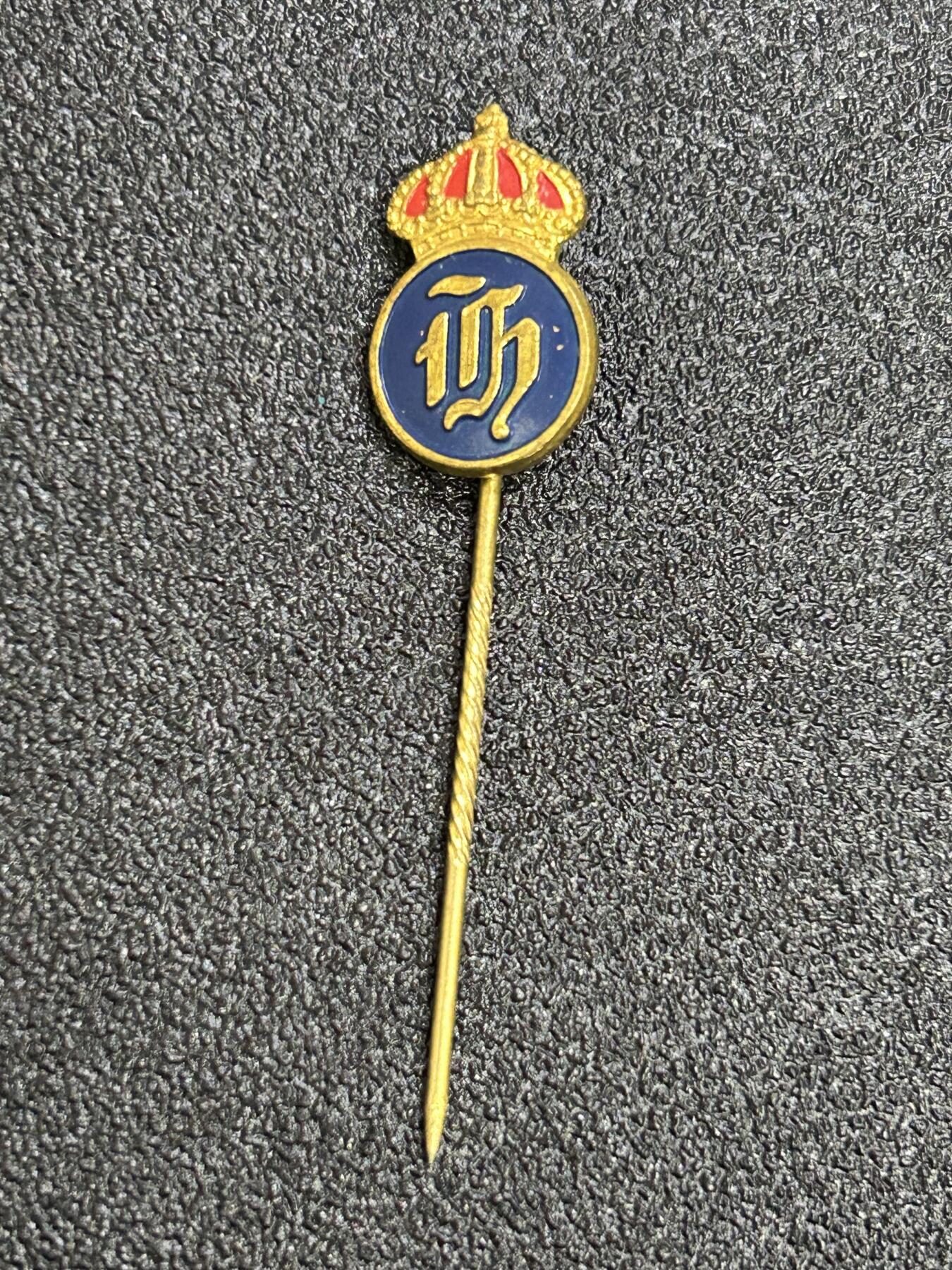 西秦中古拍卖第七十期 瑞典皇家武器公司早期证章