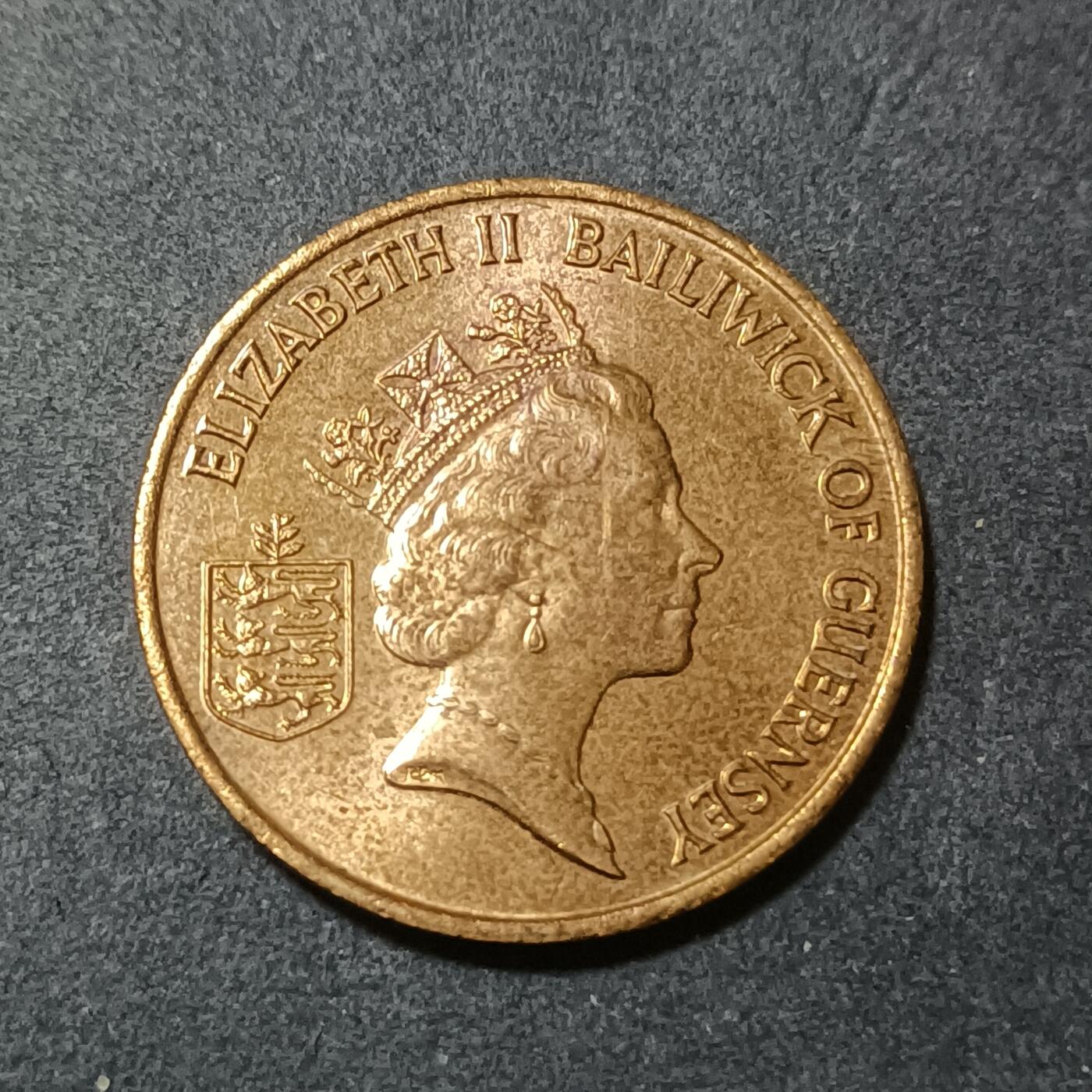 【游宝包邮场】蛇年第102期 英系国家硬币 根西岛-2便士 1990年