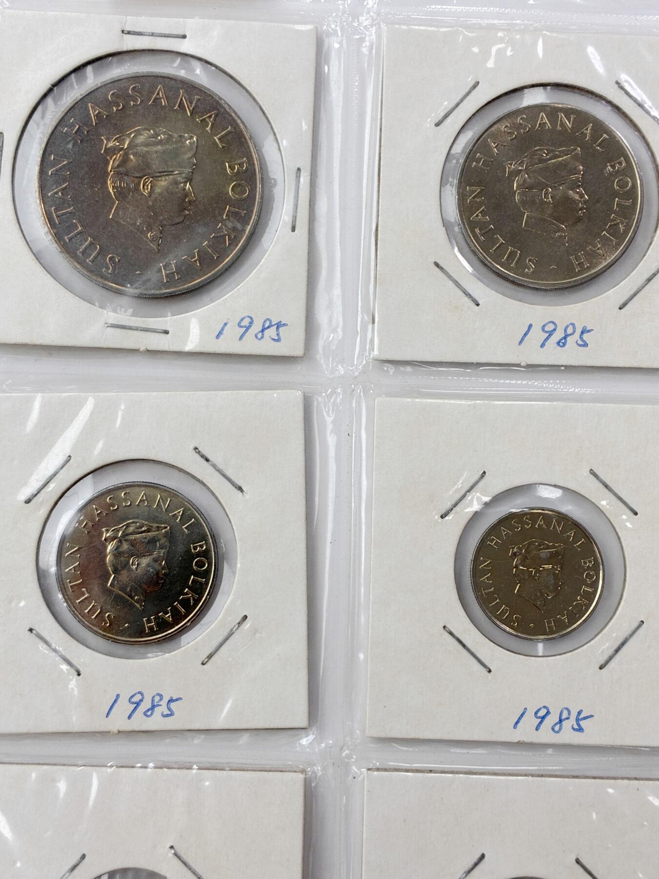 【雨安】【直播拍卖】【世界币章121期-裸币】2025-12-26 周五 19:30 保真 [现代套币] Sultan 苏丹 套币 1985年