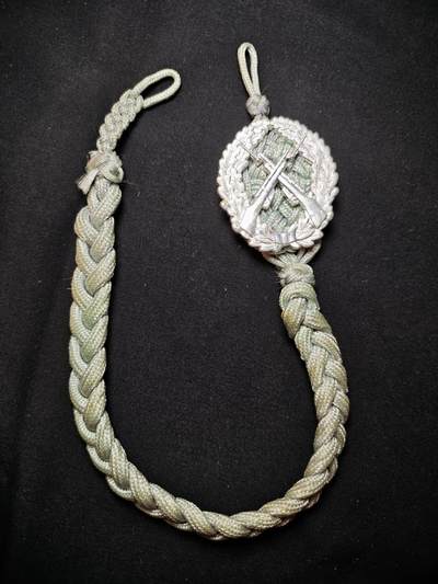 罗岚⭐爱藏⭐甄选专拍第二场-分享拍场赚佣（实体店在建中···） - 民主德国人民军步兵射手索勋饰