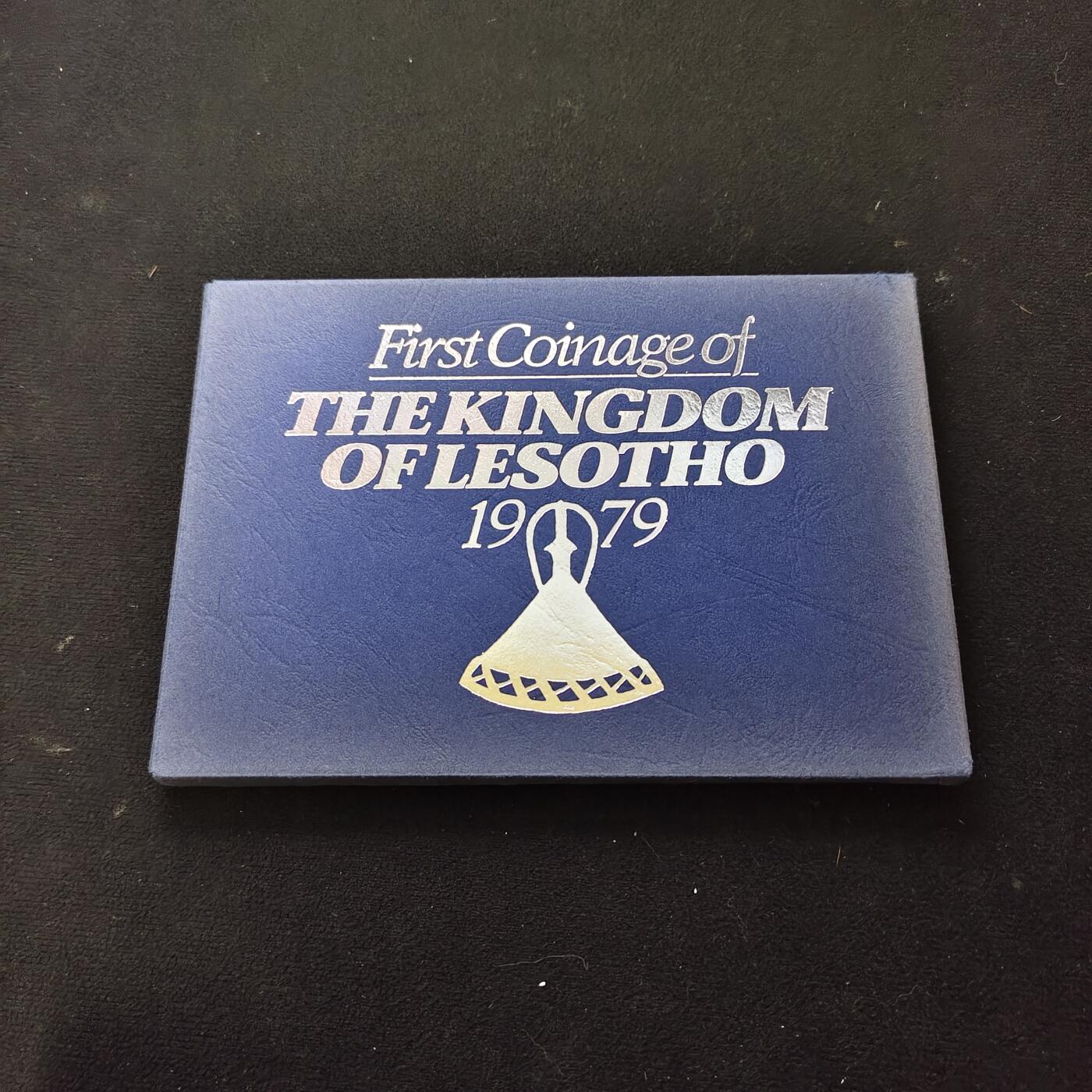 【全场包邮】纯粹捡漏拍489场（免费代拍第26场） 莱索托1979年官方发行皇家厂经典信封装精制套币-PS10