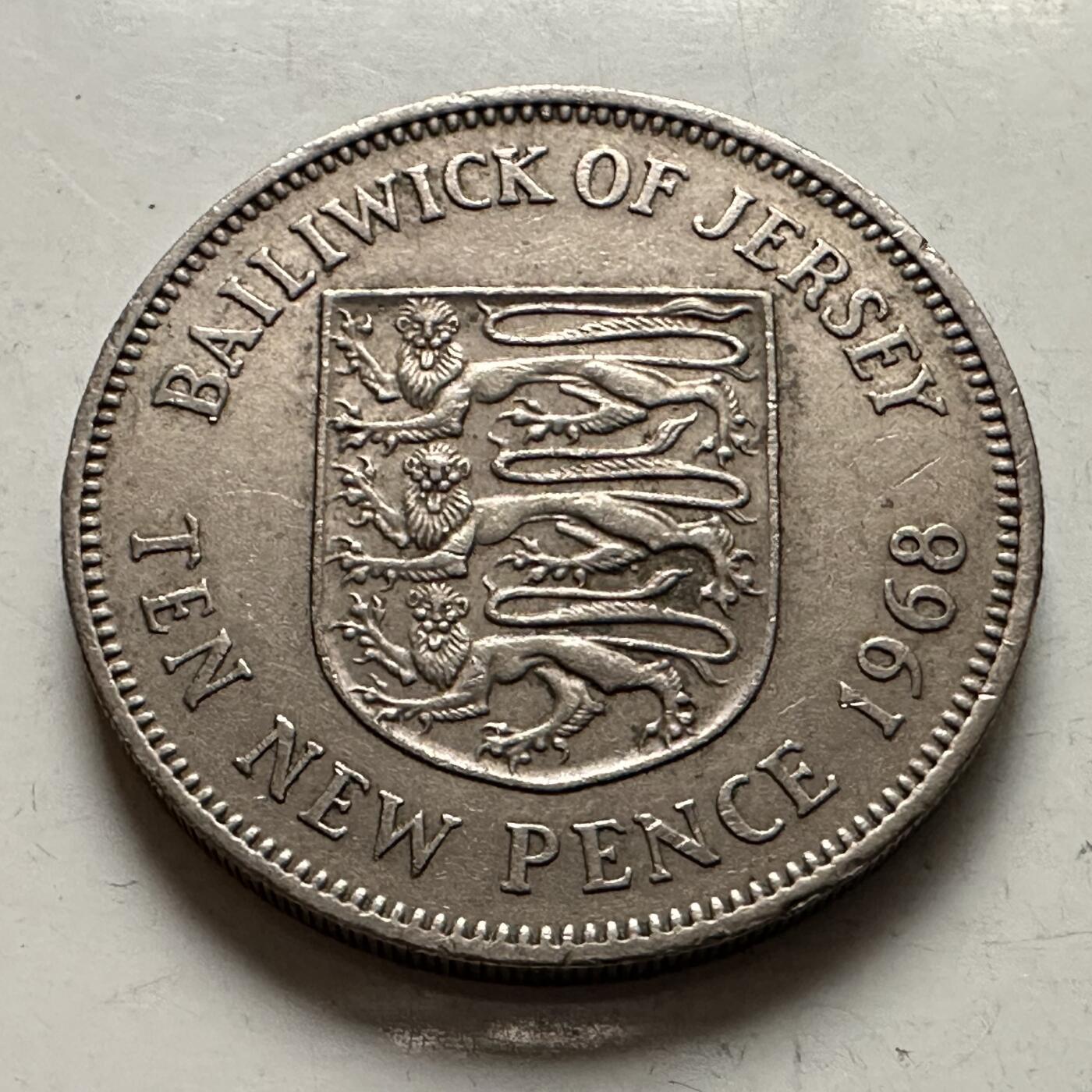 🌹外币初藏🌹🐯2025年第145场  每周二四六晚8️⃣点 接代拍 泽西岛1968年10便士