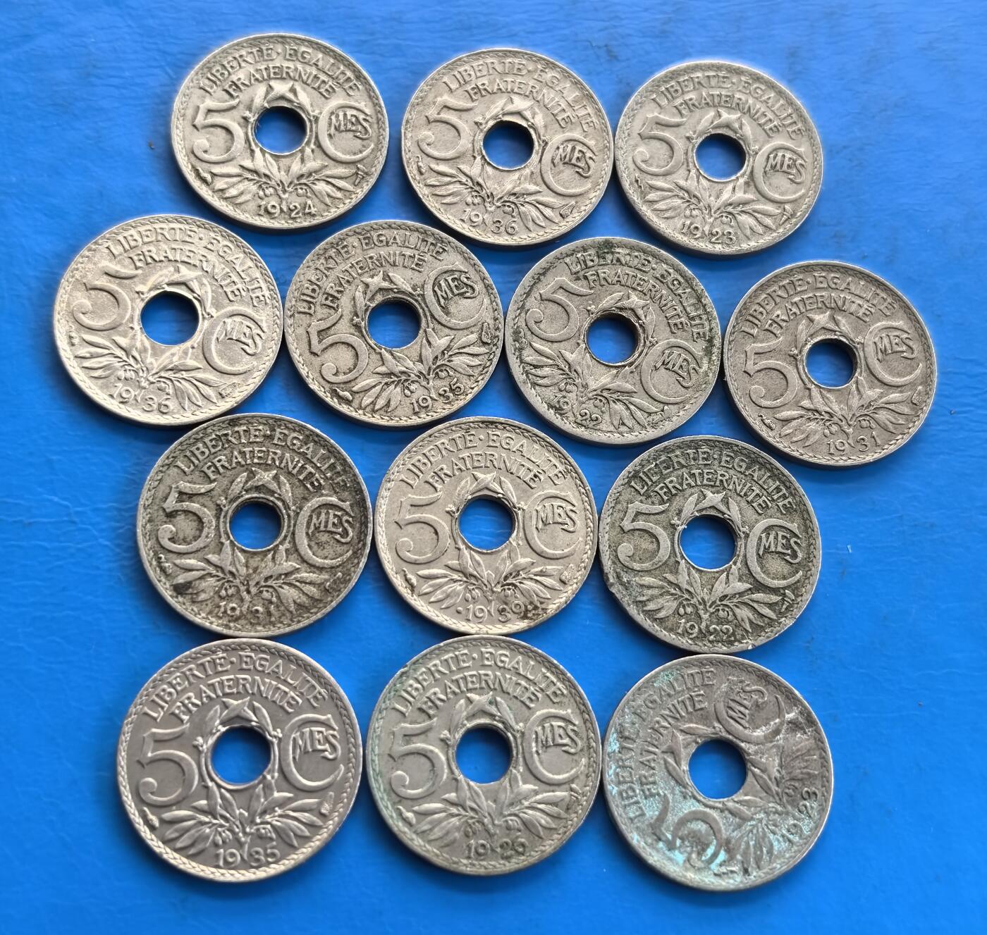外国优质老铜币高银银币，周六九点倒数截拍，满百包邮，持续收拍 法国20年代-30年代5分13枚