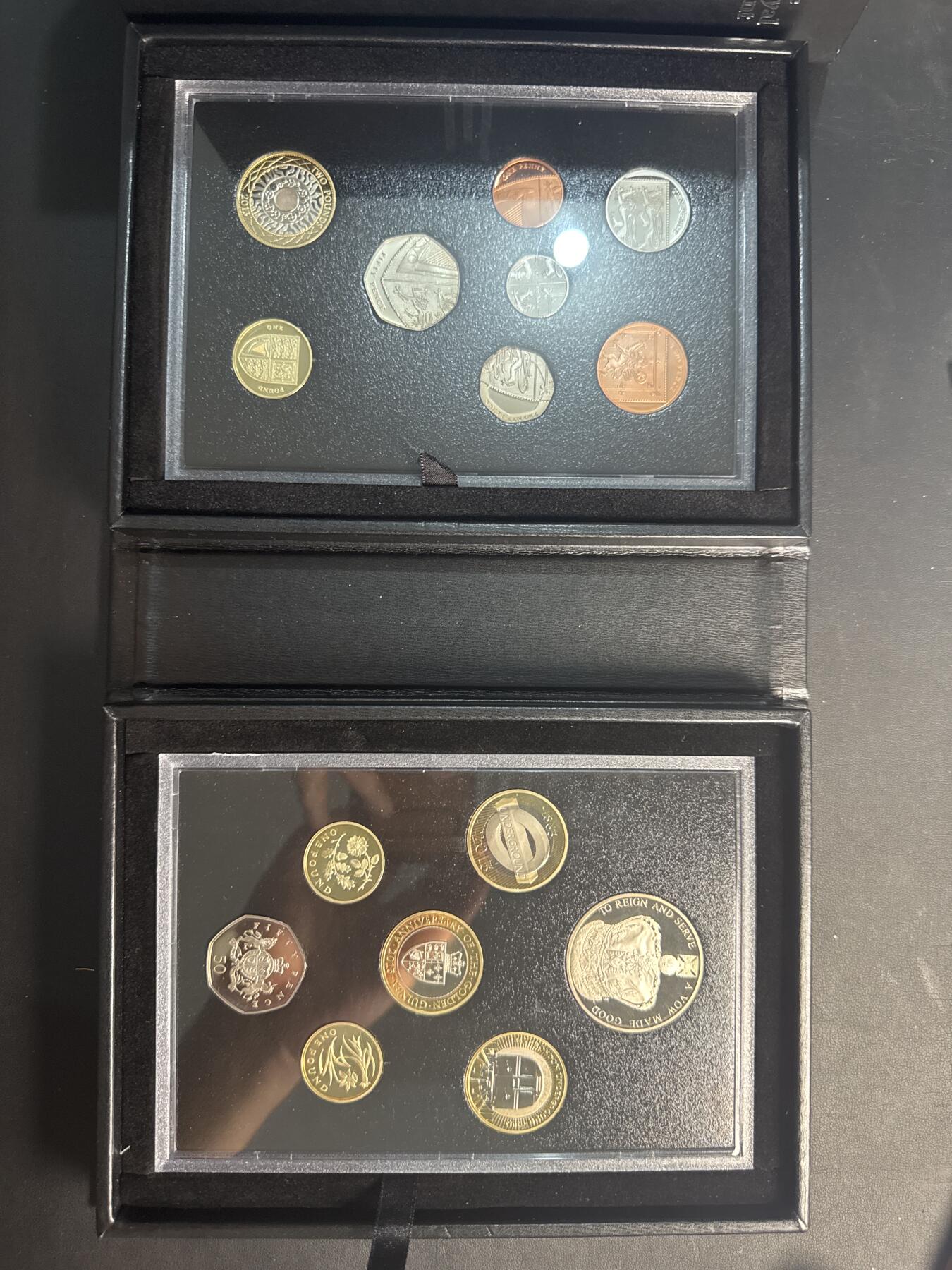 ❤️【币观天下】❤️ 第336期钱币拍卖- 2025.12.26周五晚上6点半场-长期征集拍品 英国2013年 年度精制套币 盒证全