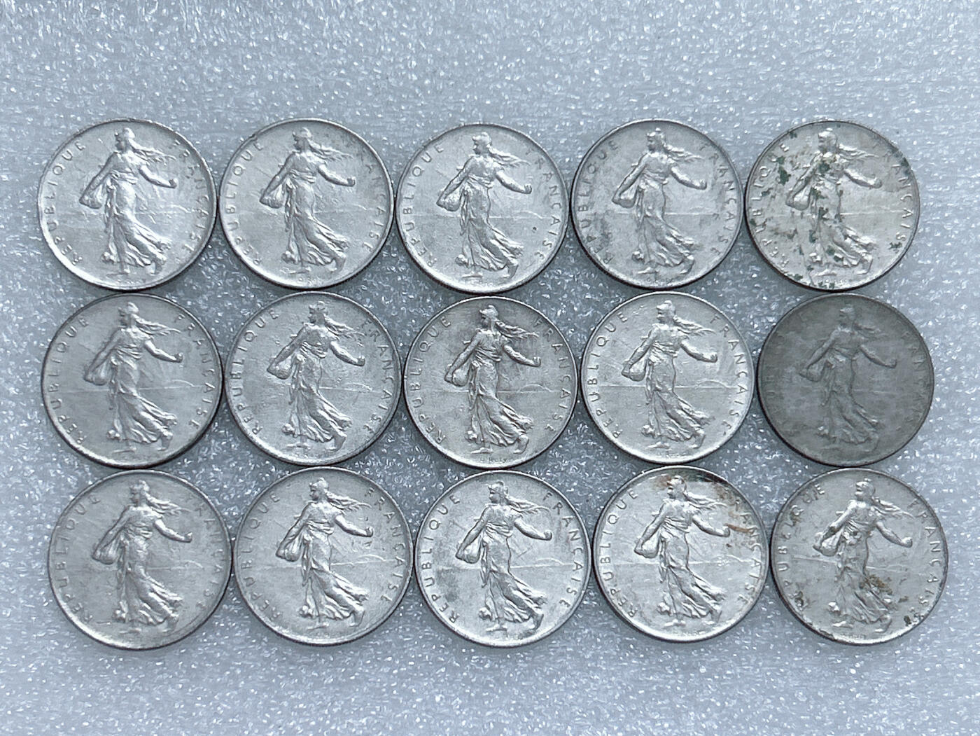 第一海外回流一元起拍收藏 散集专场  第282期 法国1法郎硬币 15枚