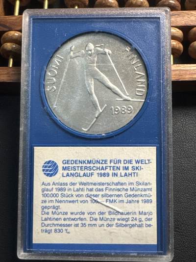 ❤️【币观天下】❤️ 第336期钱币拍卖- 2025.12.26周五晚上6点半场-长期征集拍品 - 稀少 芬兰早期原包装带证书1989年北欧滑雪世界锦标赛纪念银币24克