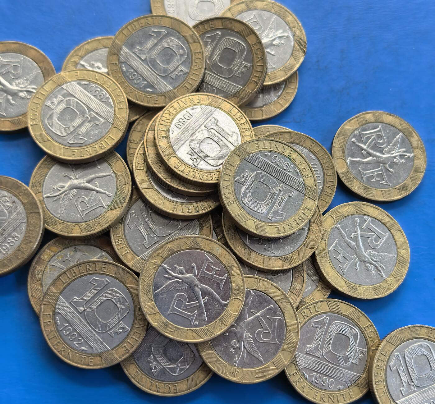 外国优质老铜币高银银币，周六九点倒数截拍，满百包邮，持续收拍 法国小飞人10法郎31枚