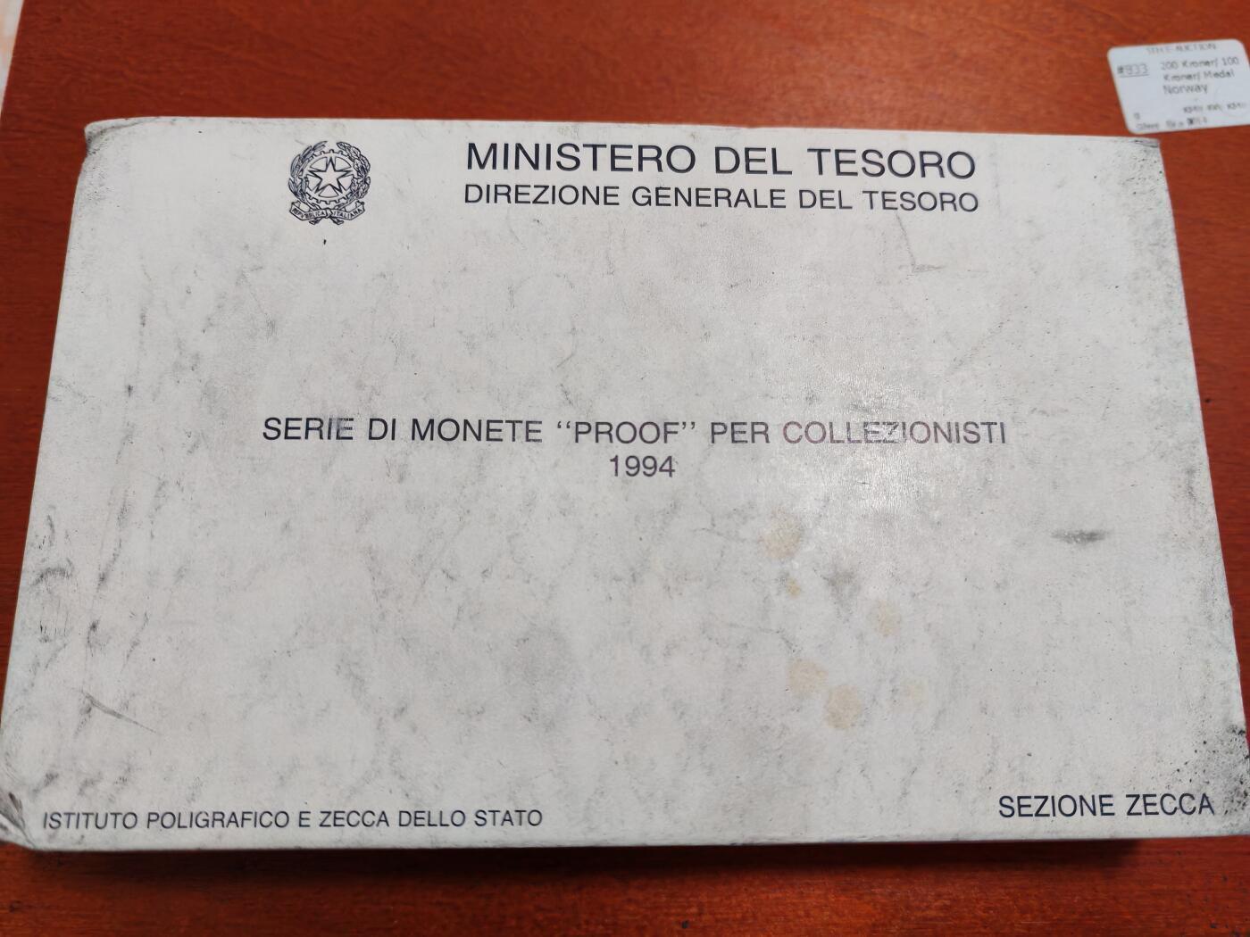 长老汇蛇年精选第八十七场拍卖 获奖币，1994意大利丁托11枚精制币套装，含两枚银币，其中丁托1000里拉克书150美金，8500套