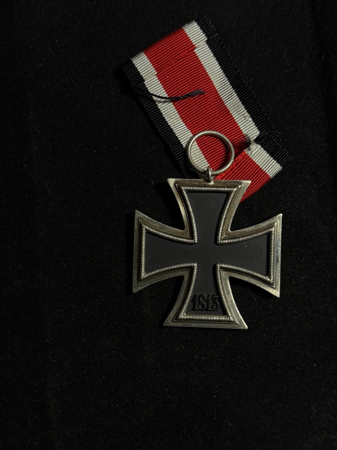 欢庆元旦！戎马世界章牌大赏第109期元旦大拍 铭记历史，珍爱和平！德国二战二级铁十字勋章