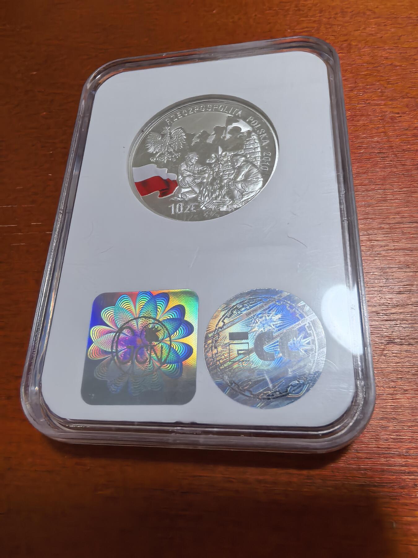 长老汇蛇年精选第八十七场拍卖  2010波兰童子军百年10兹罗提局部彩色精制银币，ECC（波兰本土评级公司） PR70