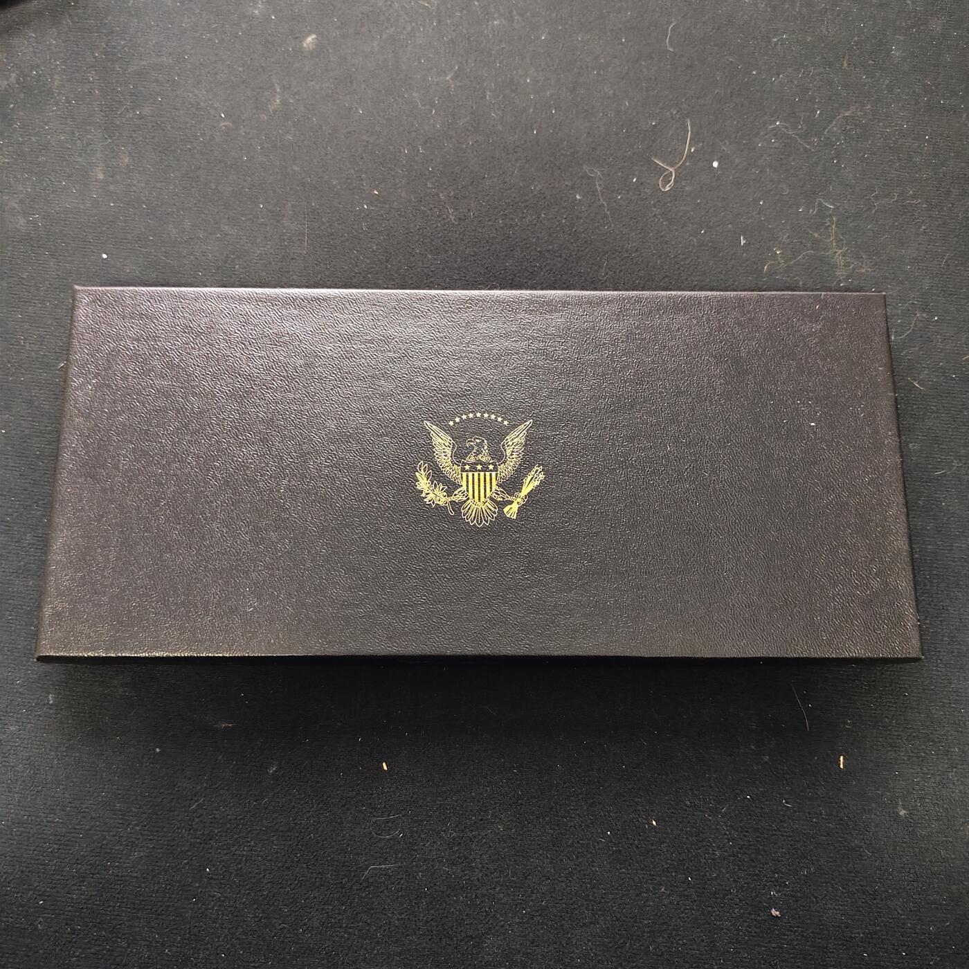 【全场包邮】纯粹捡漏拍489场（免费代拍第26场） 【收藏品】美国44任总统奥巴马通往白宫之路彩色覆盖原币5枚纪念套装-盒证全