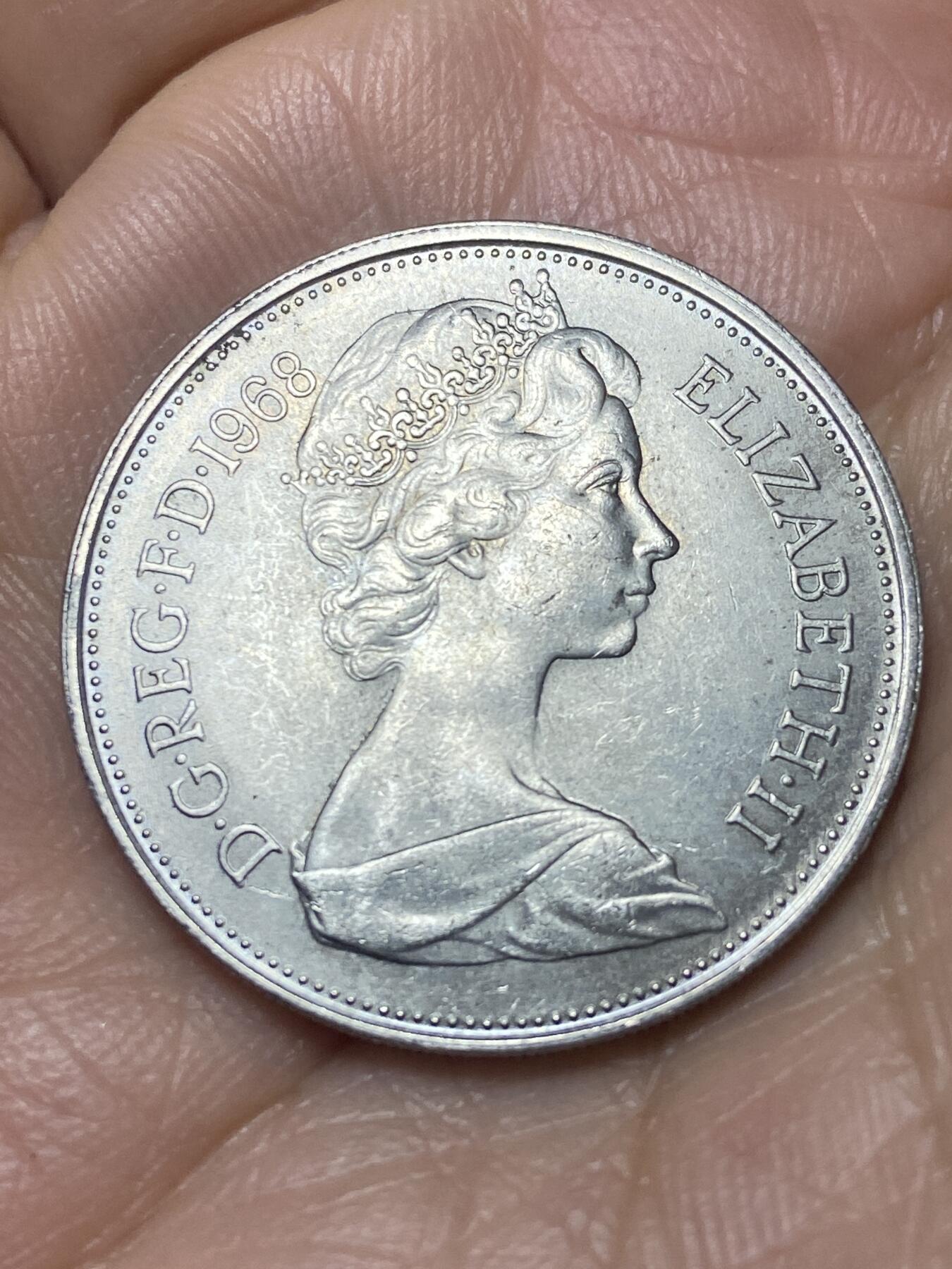 2025年第一百四十场(总第一百六十六场）外国好品散币场(免佣金) 英国🇬🇧1968年10新便士(伊丽莎白二世中年花冠，十进制第一版首发年)