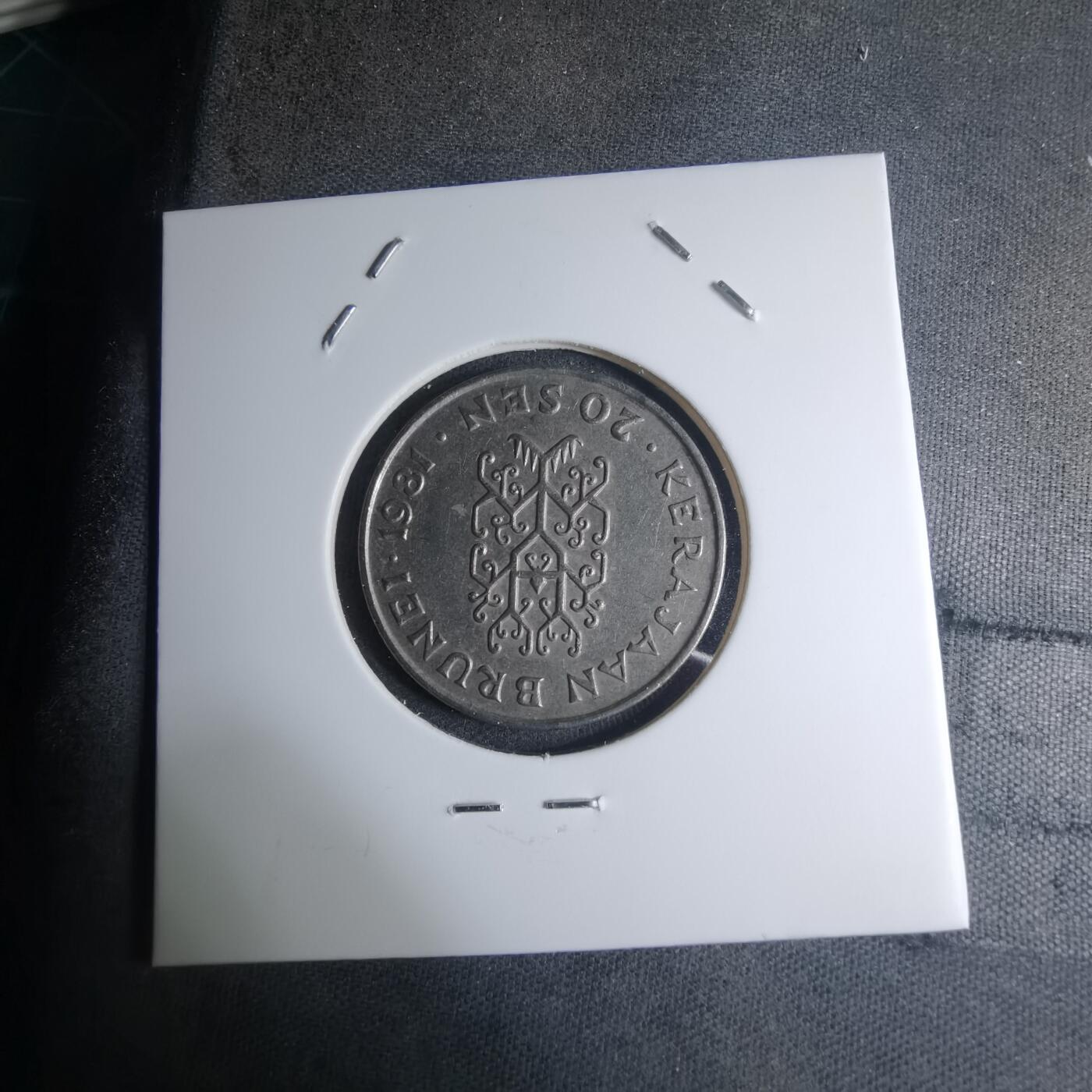 沼泽如烟--第945场 文莱1981年20分