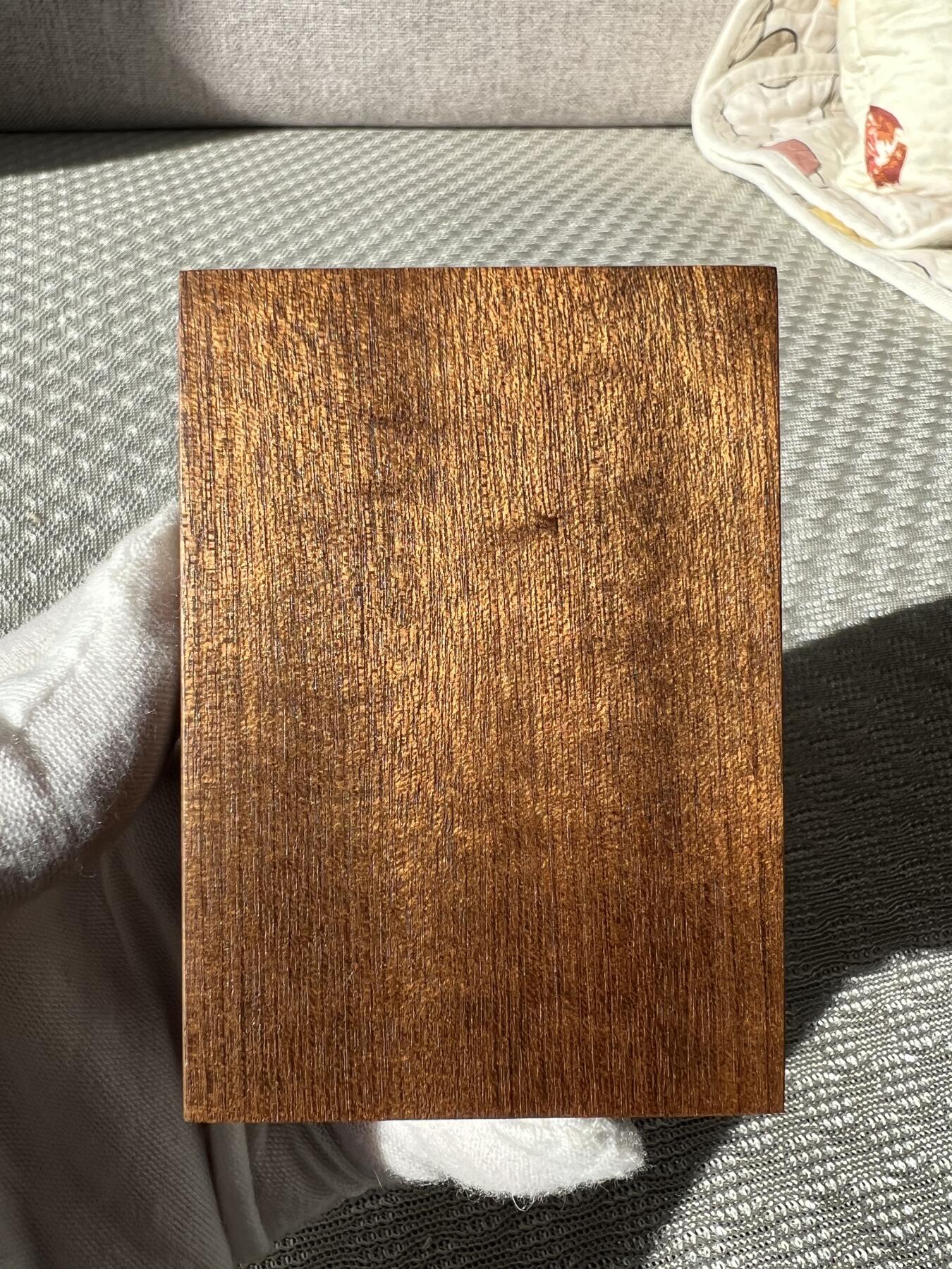 零元拍：B04金丝楠牌子，香喷喷的小金砖，金光闪闪，80/57/20MM