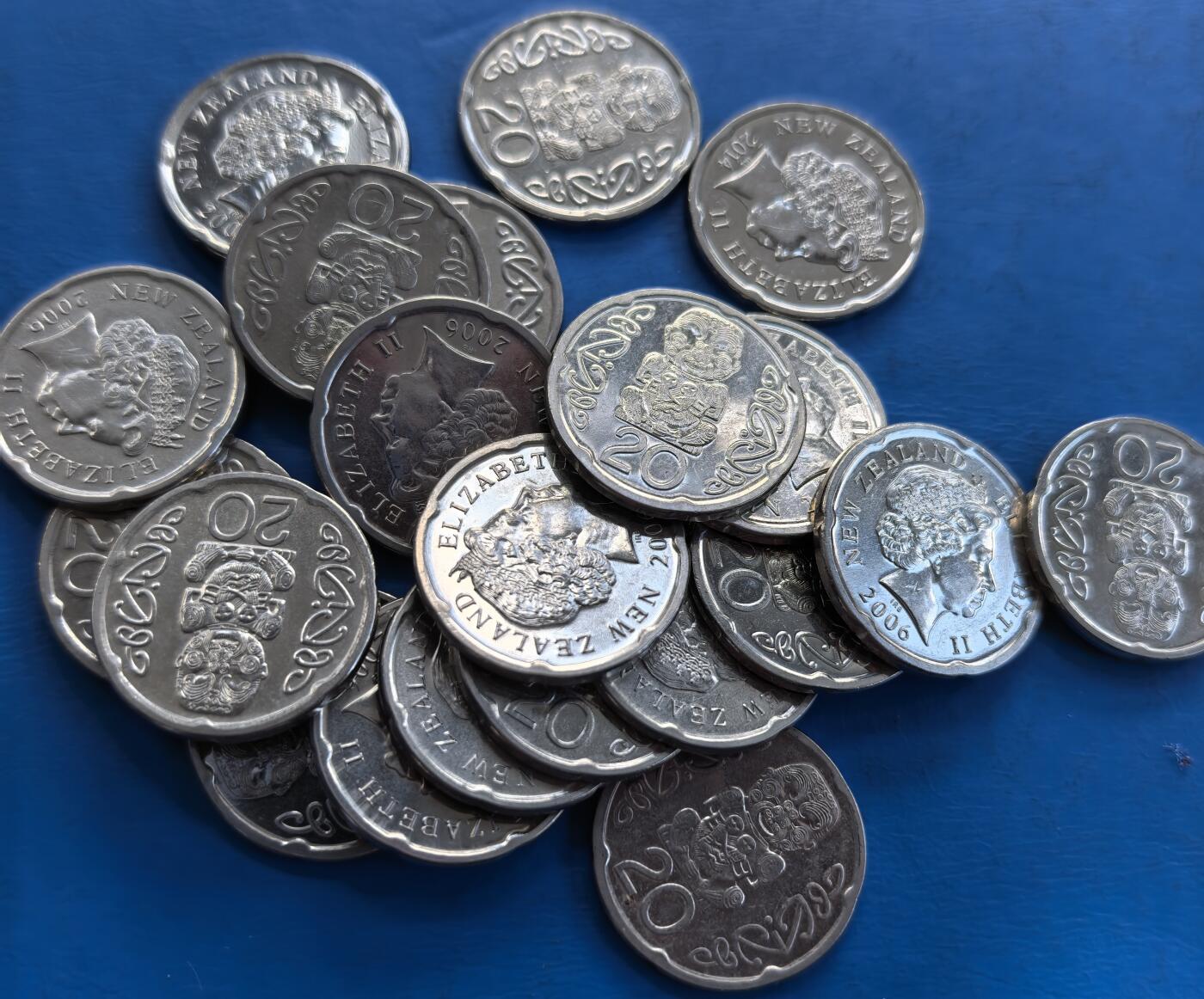 外国优质老铜币高银银币，周六九点倒数截拍，满百包邮，持续收拍 极美品新西兰小版20分21枚