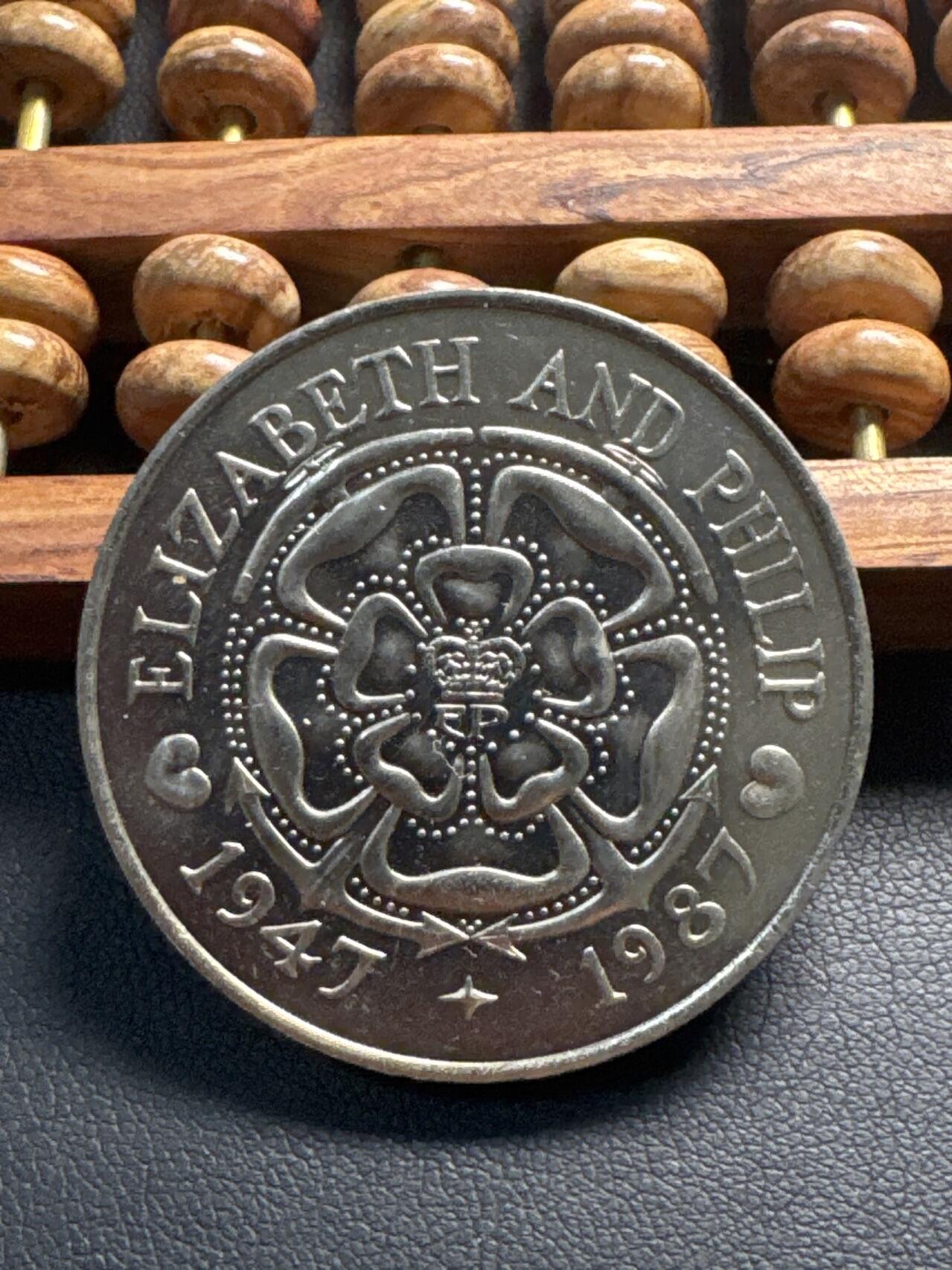 ❤️【币观天下】❤️ 第336期钱币拍卖- 2025.12.26周五晚上6点半场-长期征集拍品 英属特里斯坦女王大婚40周年1987年铜镍纪念币