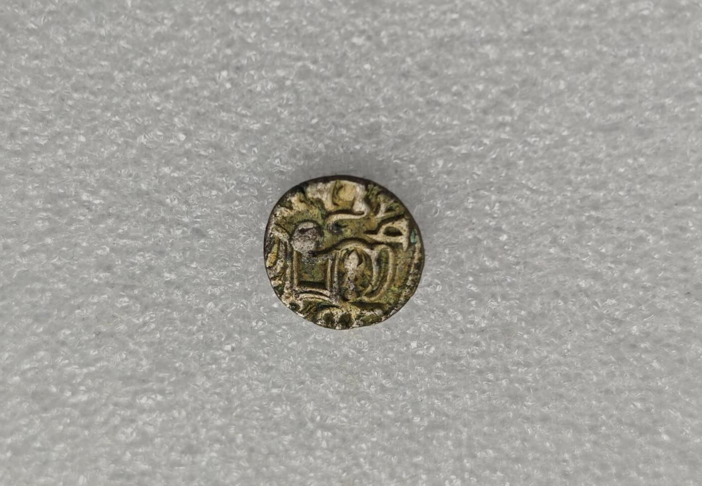 瓶子🏺第222期拍卖会  公元800-900年沙希王朝牛瘤骑士打制银币