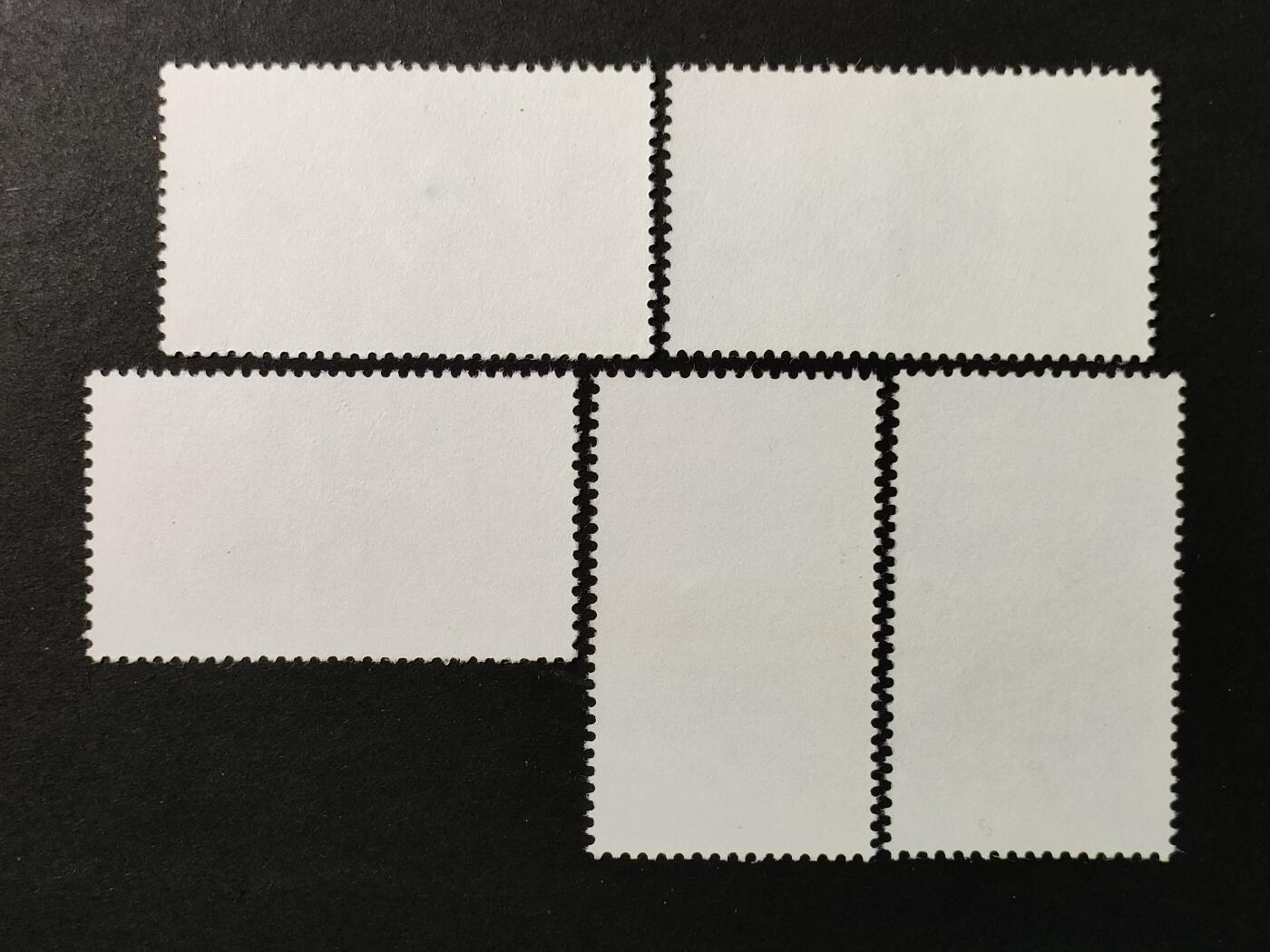 ↓君缘收藏691期☞钱币邮品↓无佣金、可寄存、满30元包邮  德国邮票东德，1990年柏林洪堡大学自然历史博物馆建馆100周年·恐龙化石邮票5全