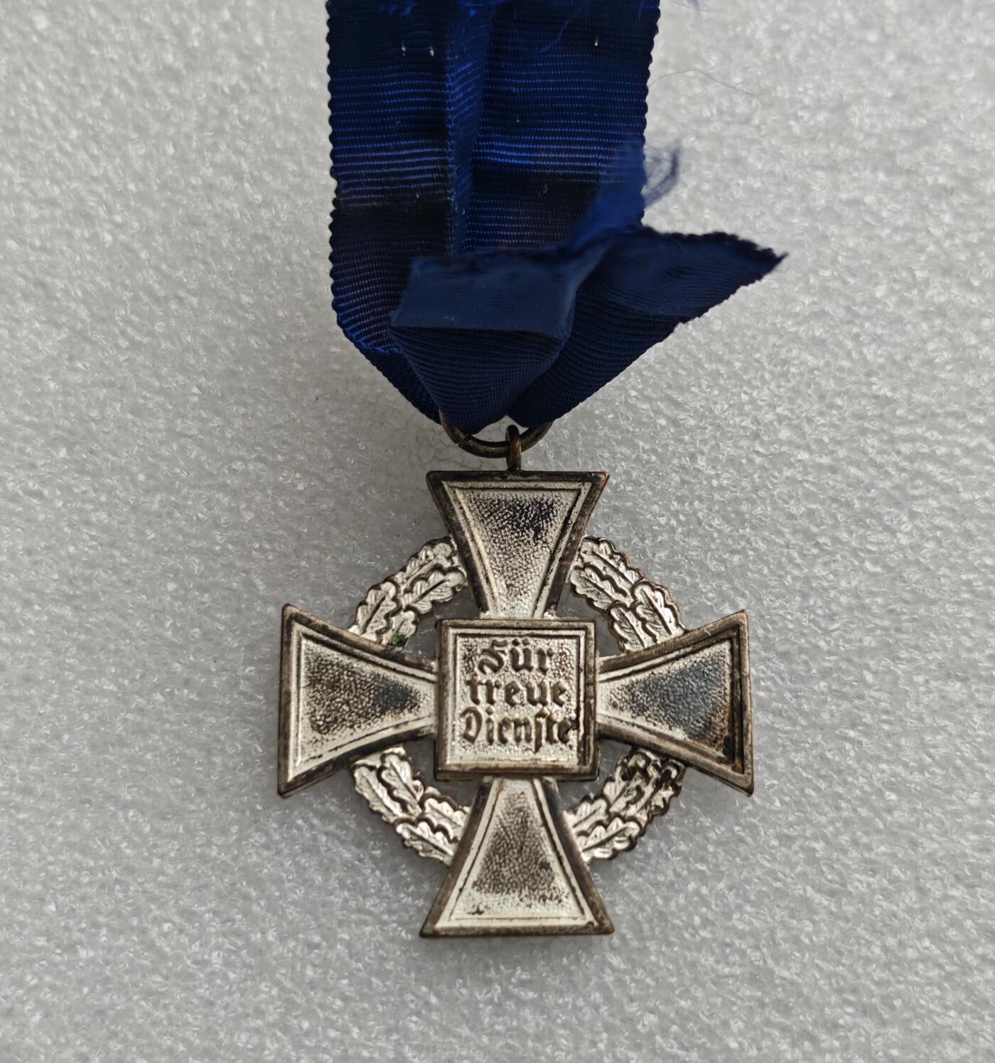 瓶子🏺第222期拍卖会  德三公务员服务25周年奖章 战后磨去万字标