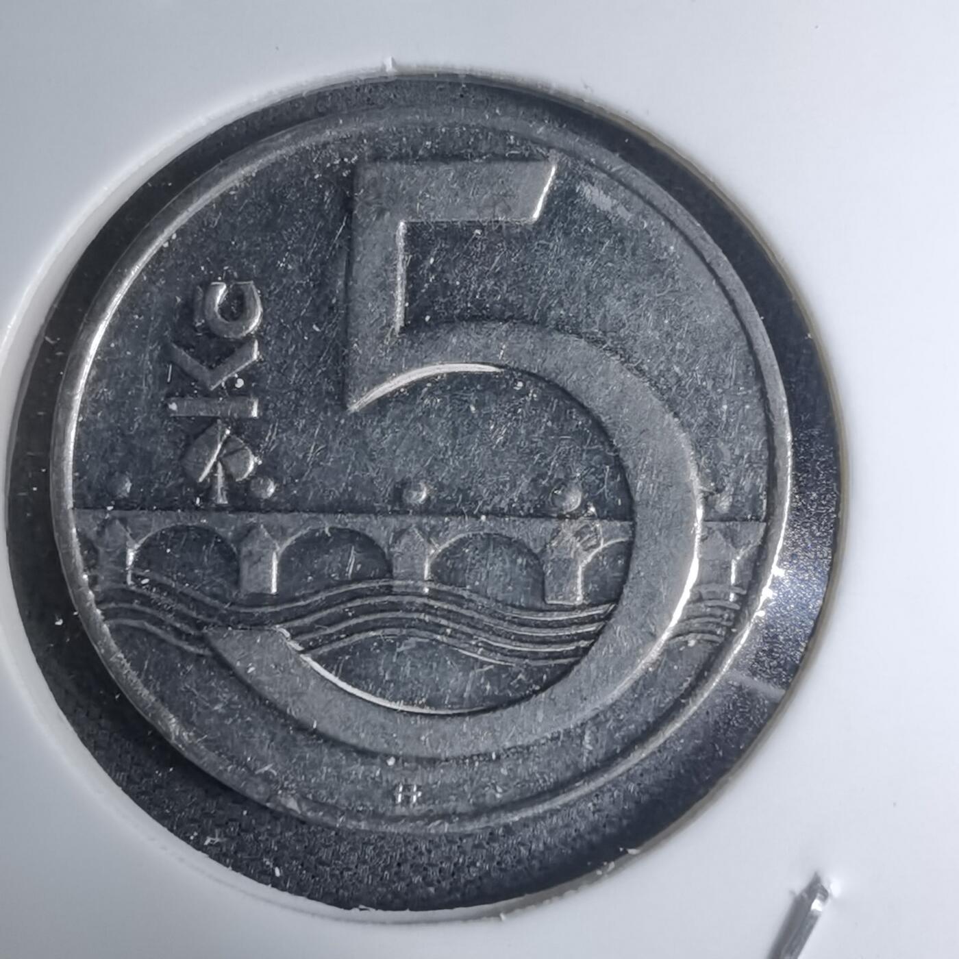 沼泽如烟--第945场 捷克1993年5克朗