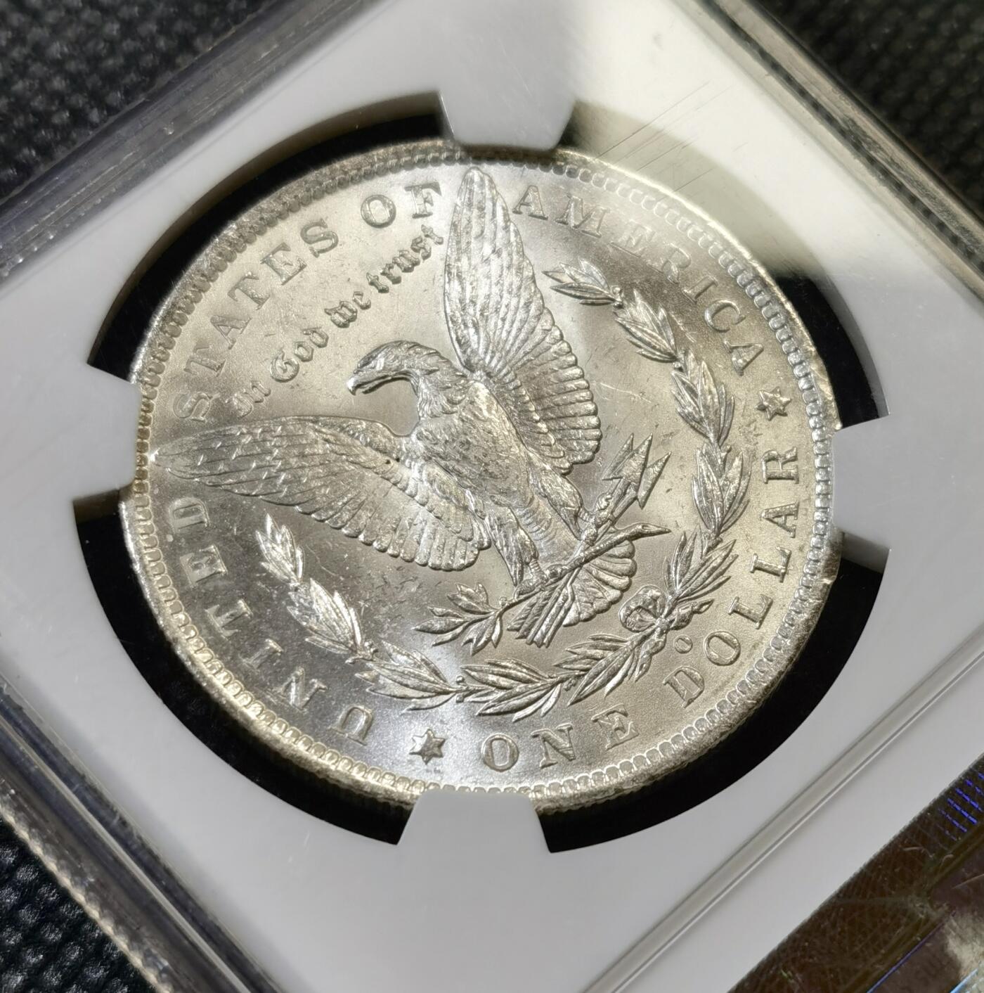 甄臻铺-世界币章拍卖（第45期）精品场拍品征集中，送拍享返佣金等优惠多多