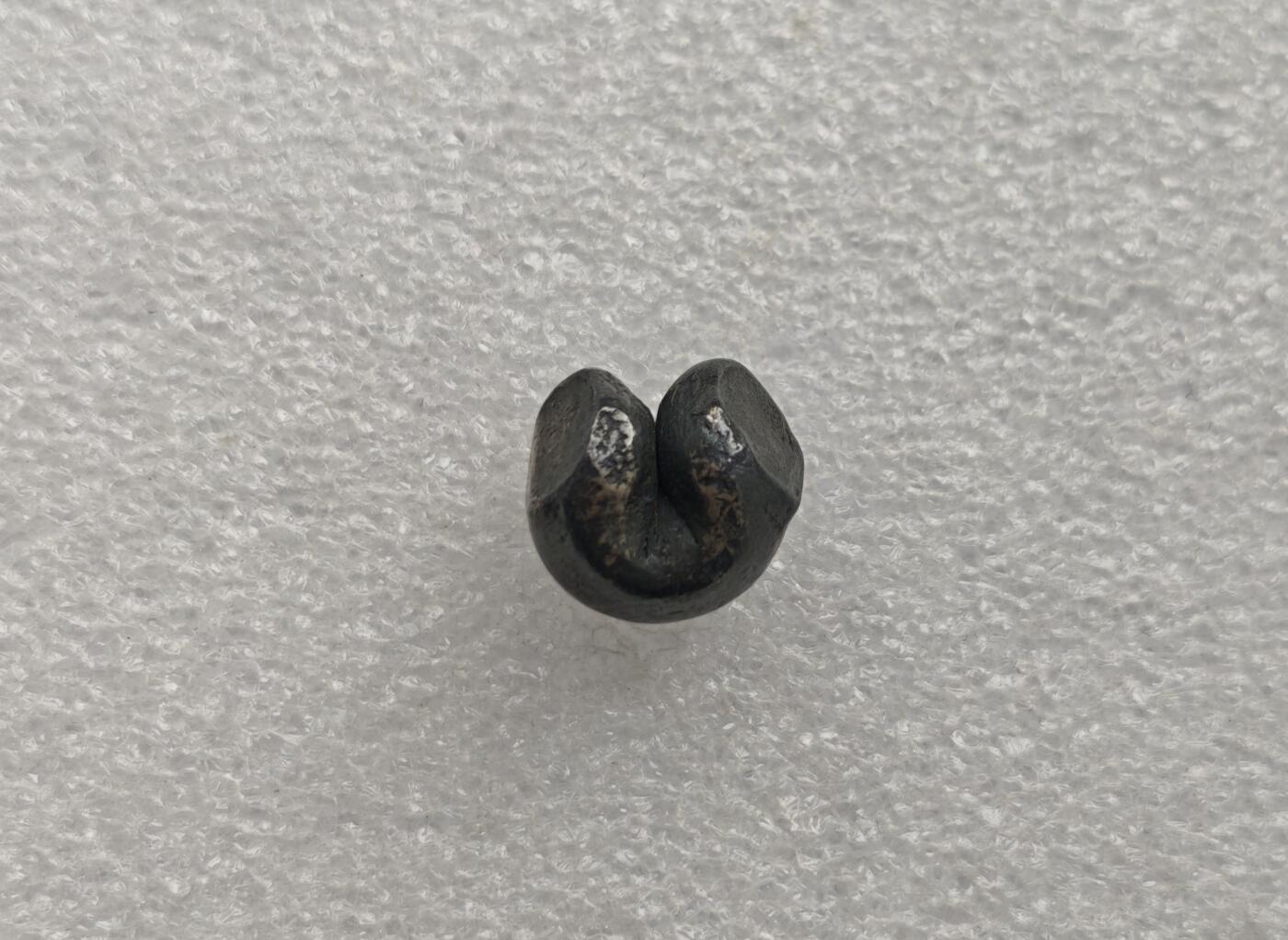 瓶子🏺第222期拍卖会  泰国拉玛一世二世法轮图案屁股锭银锭