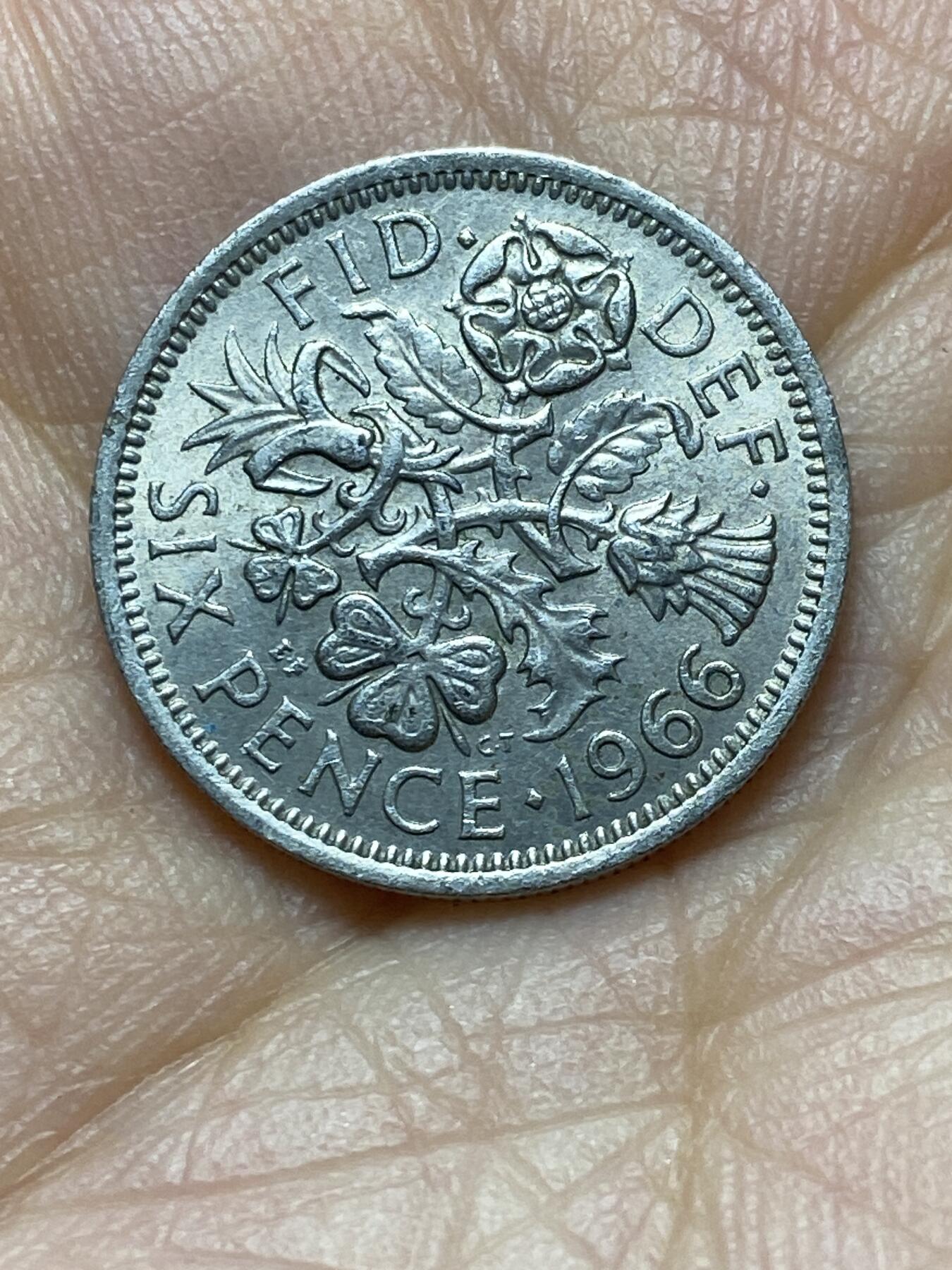 2025年第一百四十场(总第一百六十六场）外国好品散币场(免佣金)