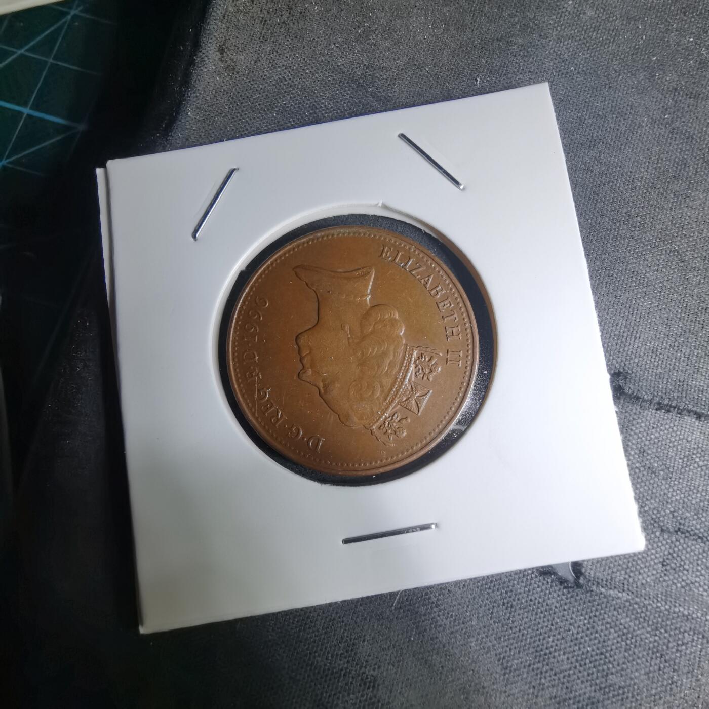 沼泽如烟--第945场 英国1990年2便士