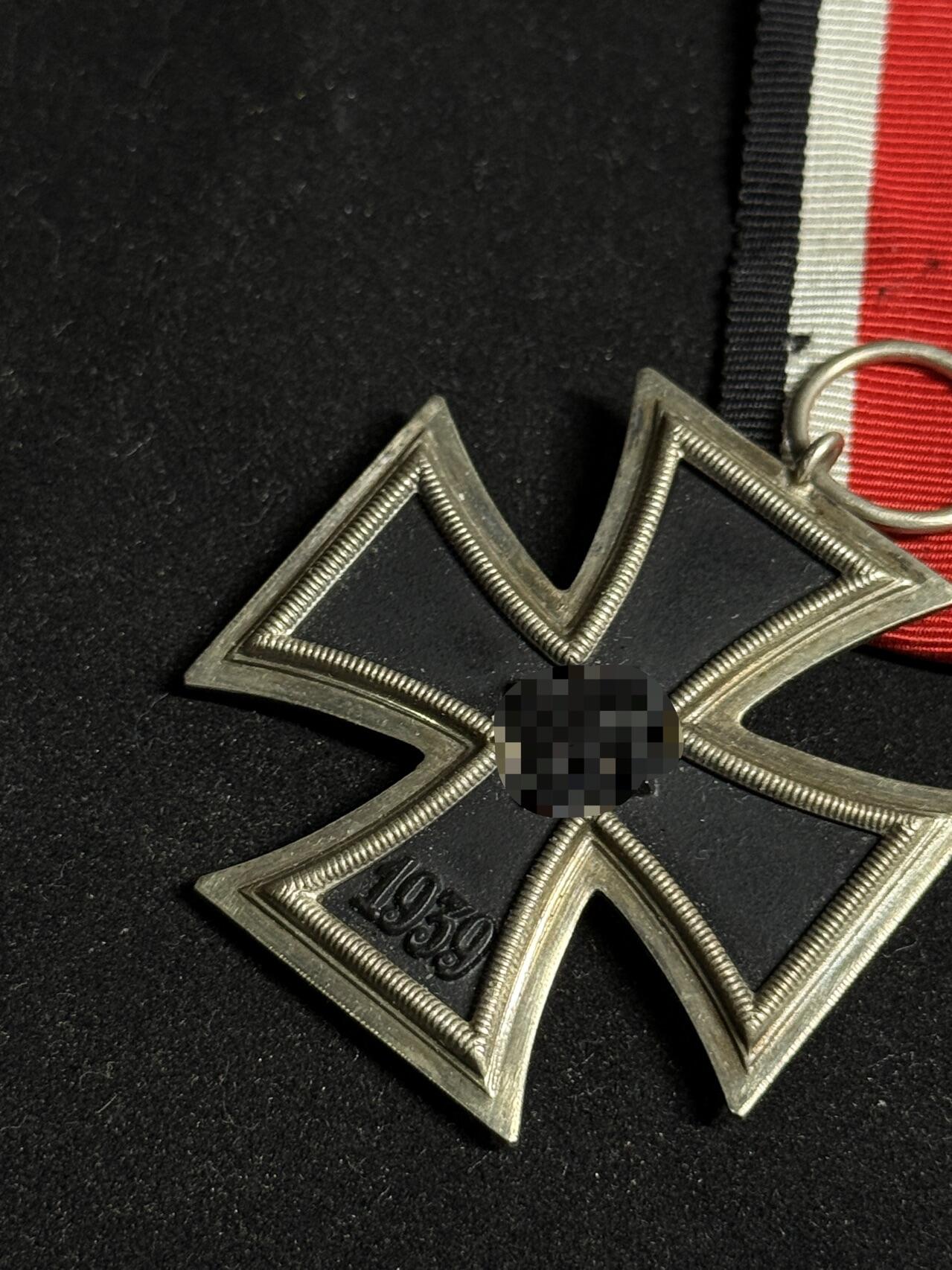 欢庆元旦！戎马世界章牌大赏第109期元旦大拍 铭记历史，珍爱和平！德国二战二级铁十字勋章