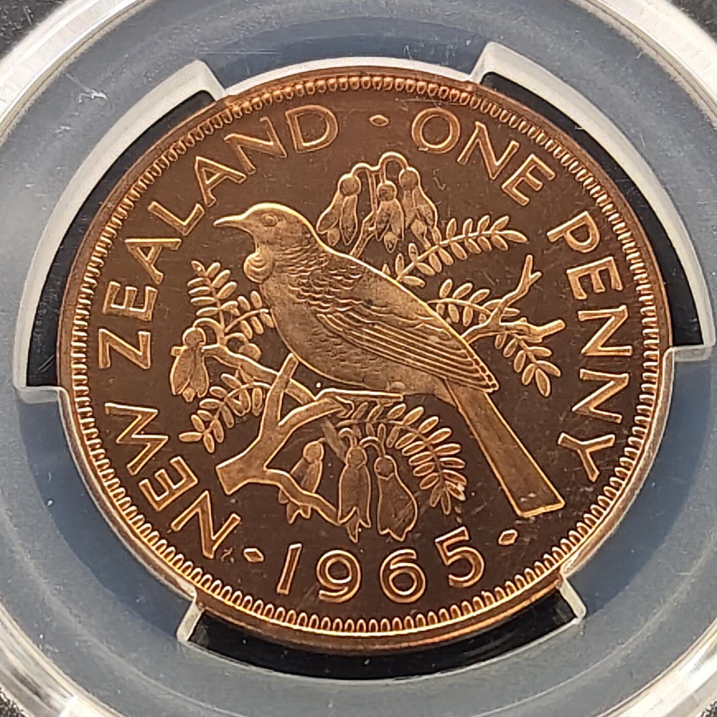 【全场包邮】纯粹捡漏拍489场（免费代拍第26场） 【收藏级·亚军分】新西兰1965年1便士精制SP铜样币-PCGS SP67 RD