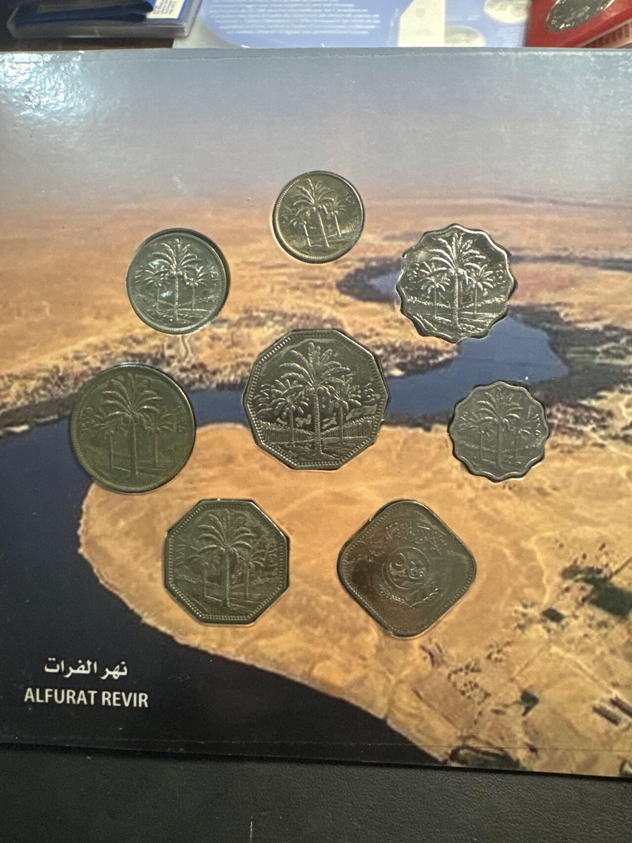 ❤️【币观天下】❤️ 第336期钱币拍卖- 2025.12.26周五晚上6点半场-长期征集拍品 伊拉克棕榈树版官方MS流通币卡册