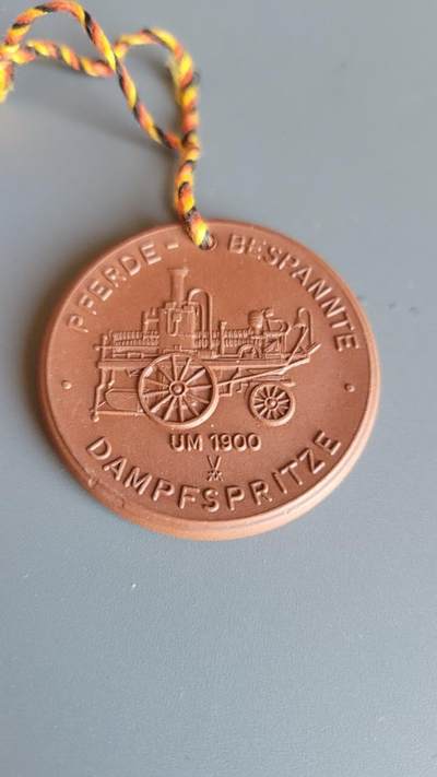 嘉宝良覃世界勋赏第20期拍卖 德国陶制梅森消防奖章