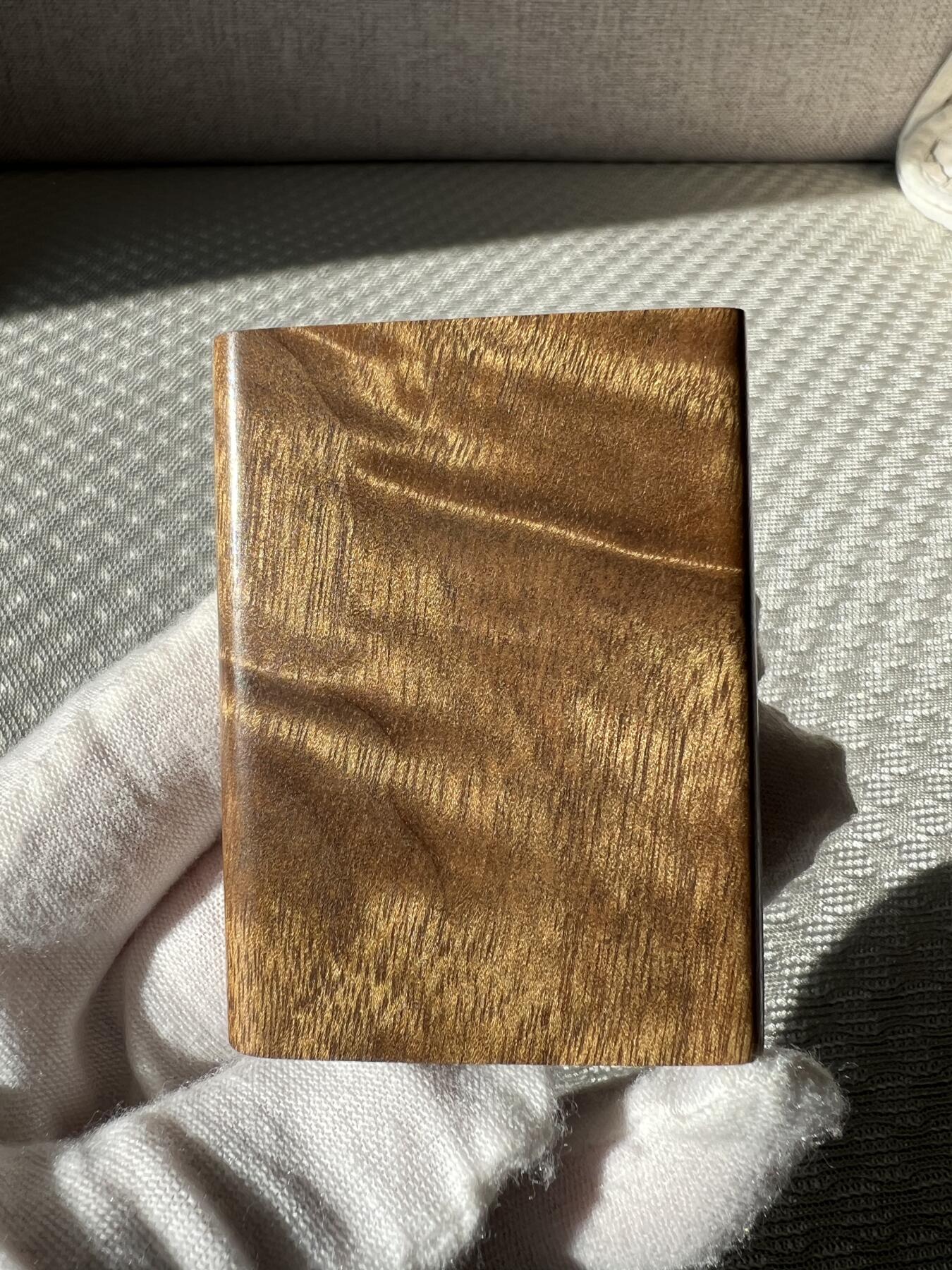 零元拍：B07金丝楠牌子，香喷喷的小金砖，金光闪闪，62/46/12MM