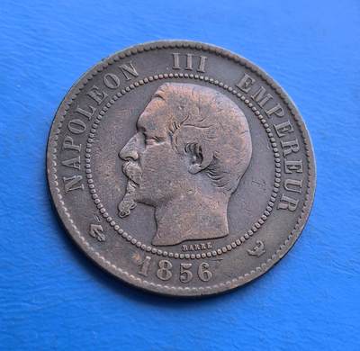 外国优质老铜币高银银币，周六九点倒数截拍，满百包邮，持续收拍 - 美品1856 年法国拿破仑三世 10 生丁铜币，属第二帝国早期。正面帝国鹰徽威严，背面皇帝像雕刻精细，凝萃帝制符号。百年包浆独特，见证法兰西帝国兴衰，好品随岁月稀缺，是解码拿破仑三世时代、填补欧洲帝制币藏的亲民标本 。