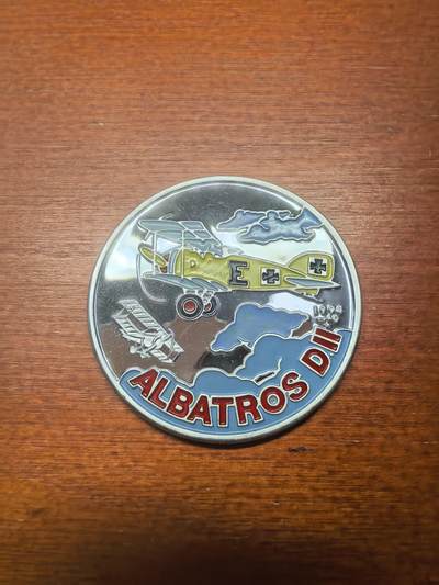 长老汇蛇年精选第八十七场拍卖 - 1994古巴一战战斗机系列英国的信天翁2号战斗机10比索彩色珐琅质精制银币，20克999银