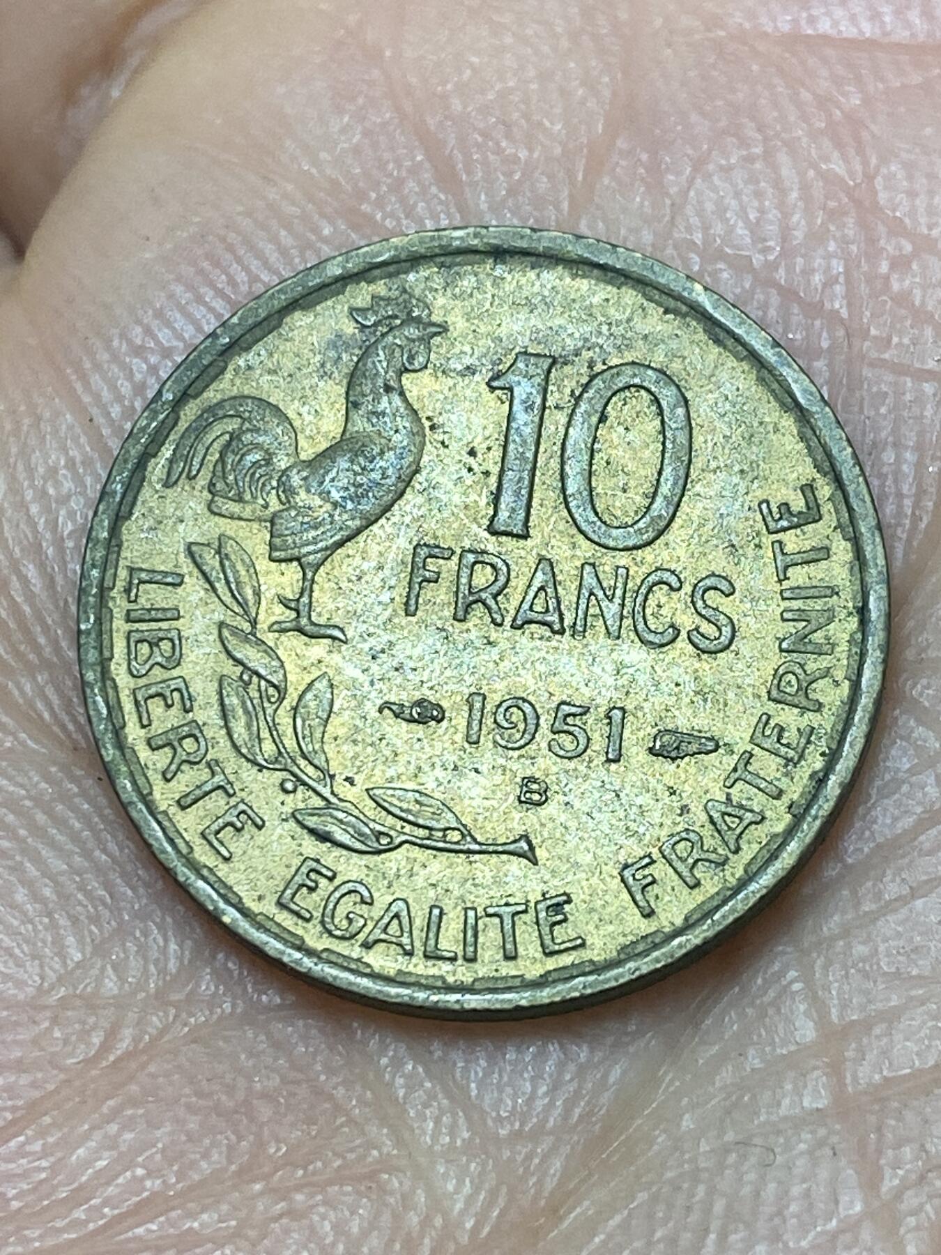 2025年第一百四十场(总第一百六十六场）外国好品散币场(免佣金) 法兰西第四共和国1951年10法郎