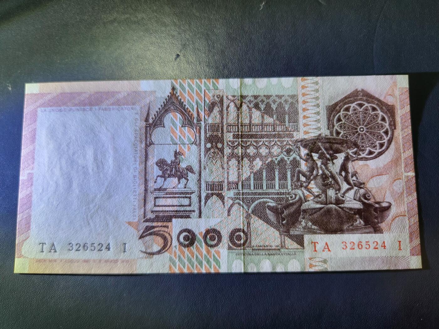 12月24号晚上8点 外国纸币自动截拍第76场