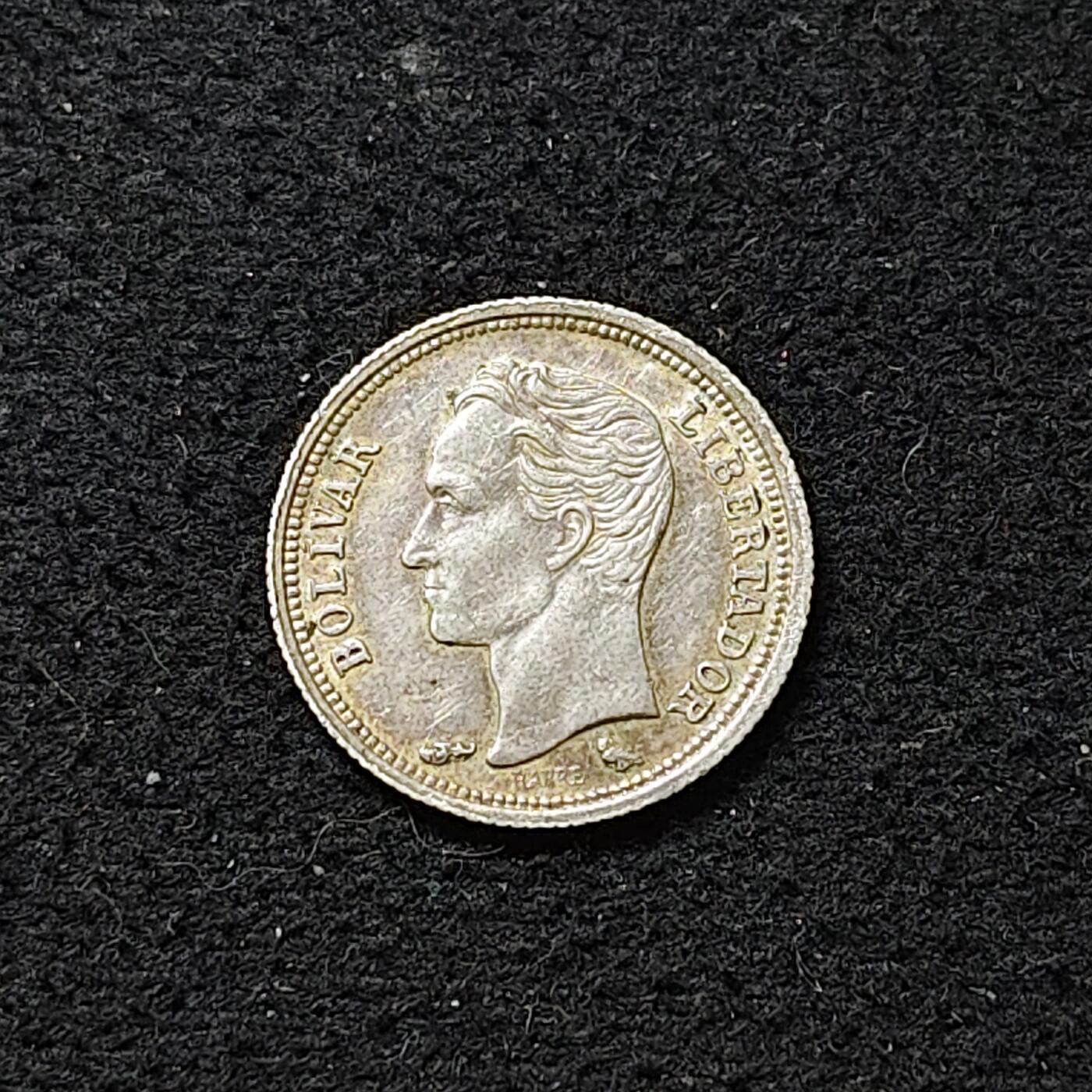 【全场包邮】纯粹捡漏拍488场（免费代拍第25场） 委内瑞拉1960年25分（16毫米1.25克）银币