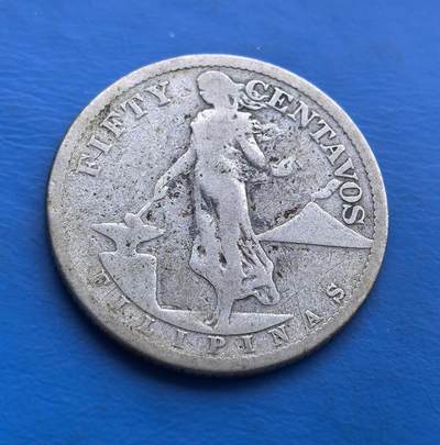 外国优质老铜币高银银币，周六九点倒数截拍，满百包邮，持续收拍 - 美属菲律宾1908 年 50 分银币，见证美国殖民菲律宾的特殊历史。正面自由女神立铁砧旁，背景火山暗合菲律宾地貌；背面美国鹰徽与盾牌，烙刻美式符号。银币质地，百年包浆凝岁月沧桑。作为殖民时期货币，设计交融东西文化，存世随时间递减，是解码菲律宾殖民史、填补收藏序列的珍贵标的 。