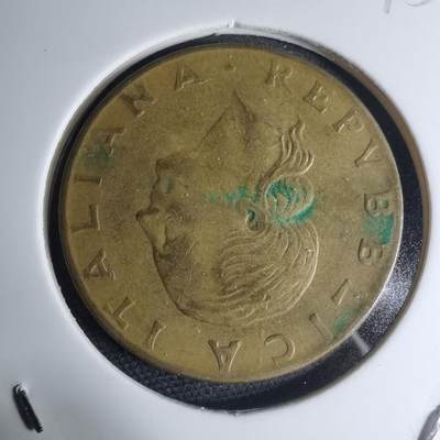 沼泽如烟--第945场 - 意大利1979年200里拉