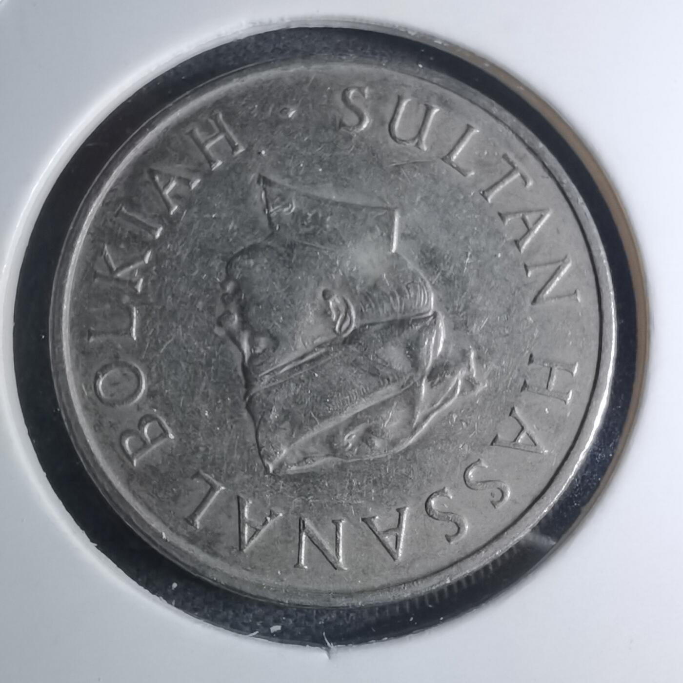 沼泽如烟--第945场 文莱1984年20分