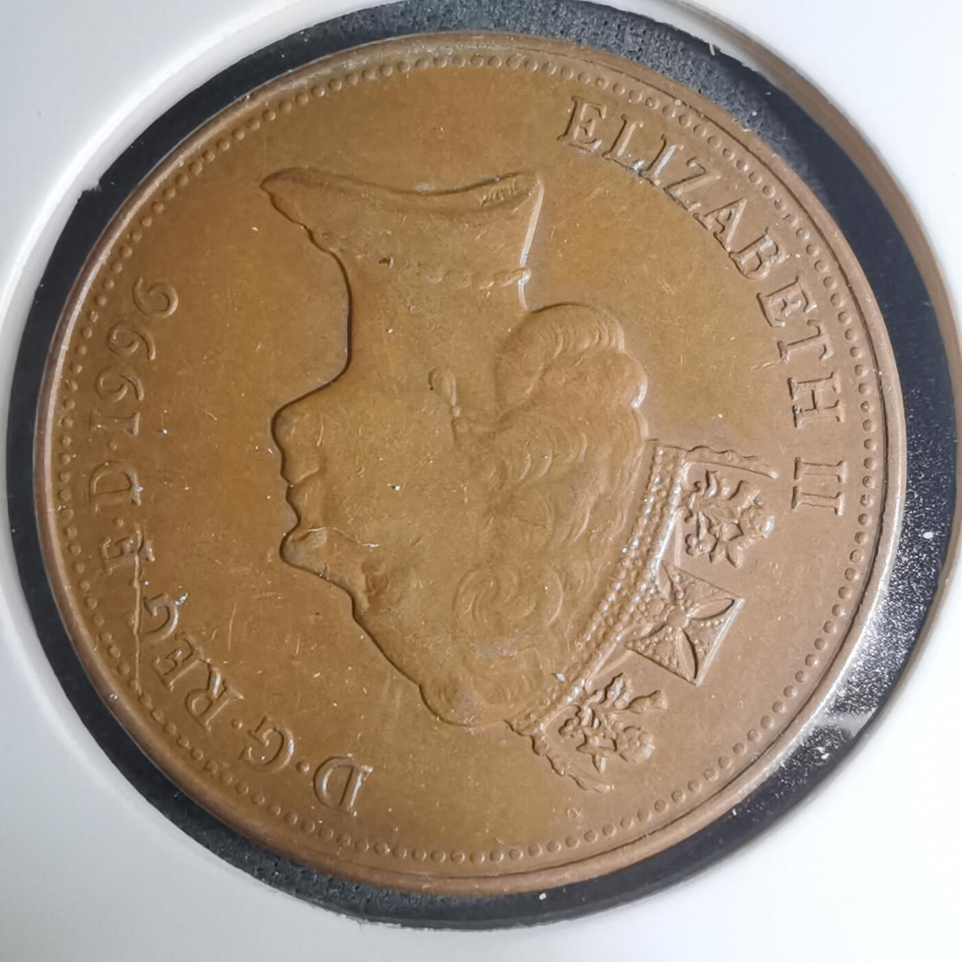 沼泽如烟--第945场 英国1990年2便士